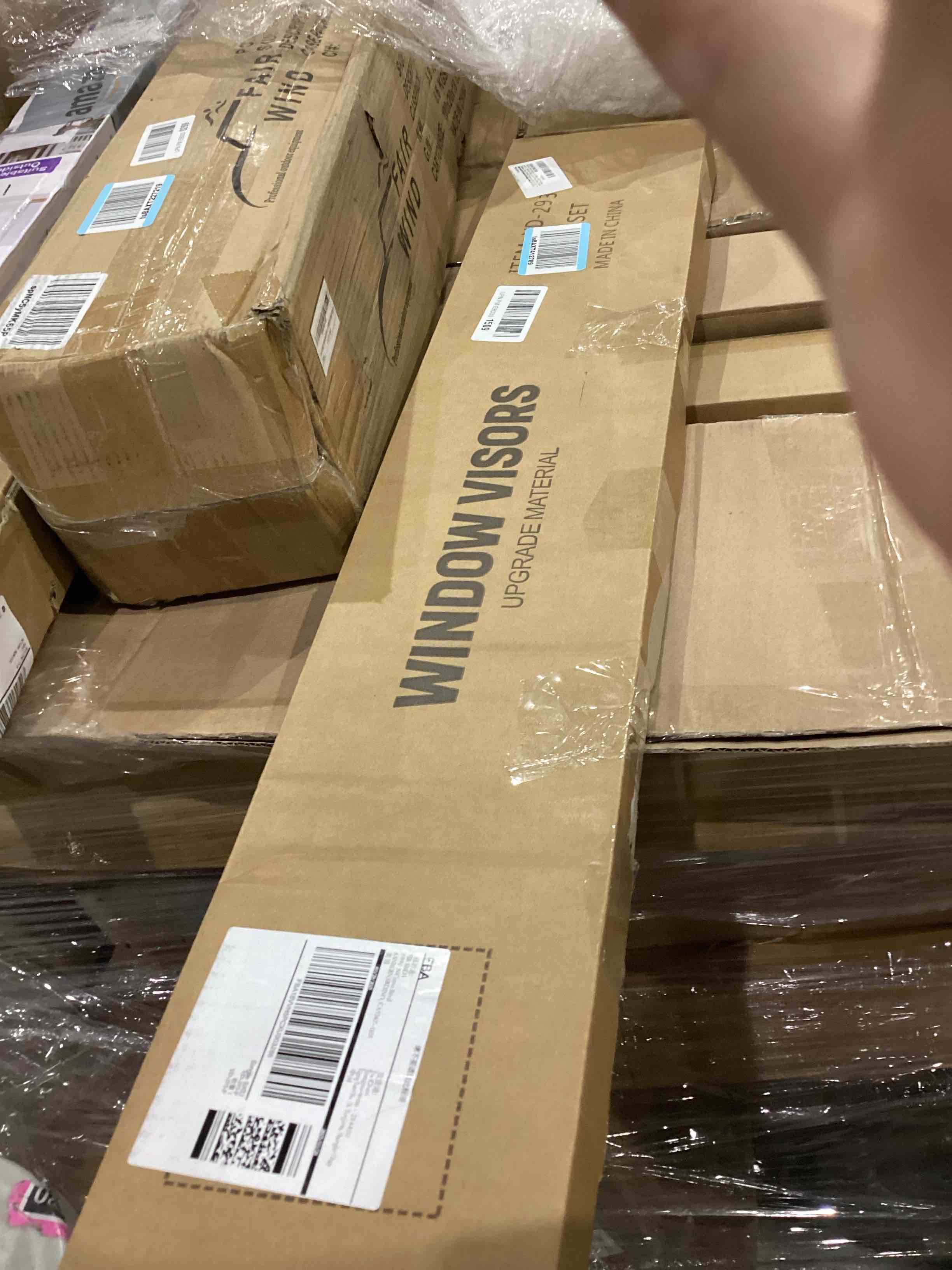 https://s3.amazonaws.com/lotting-images-prod/bidfta/TEA1638263_1751283987967.jpeg