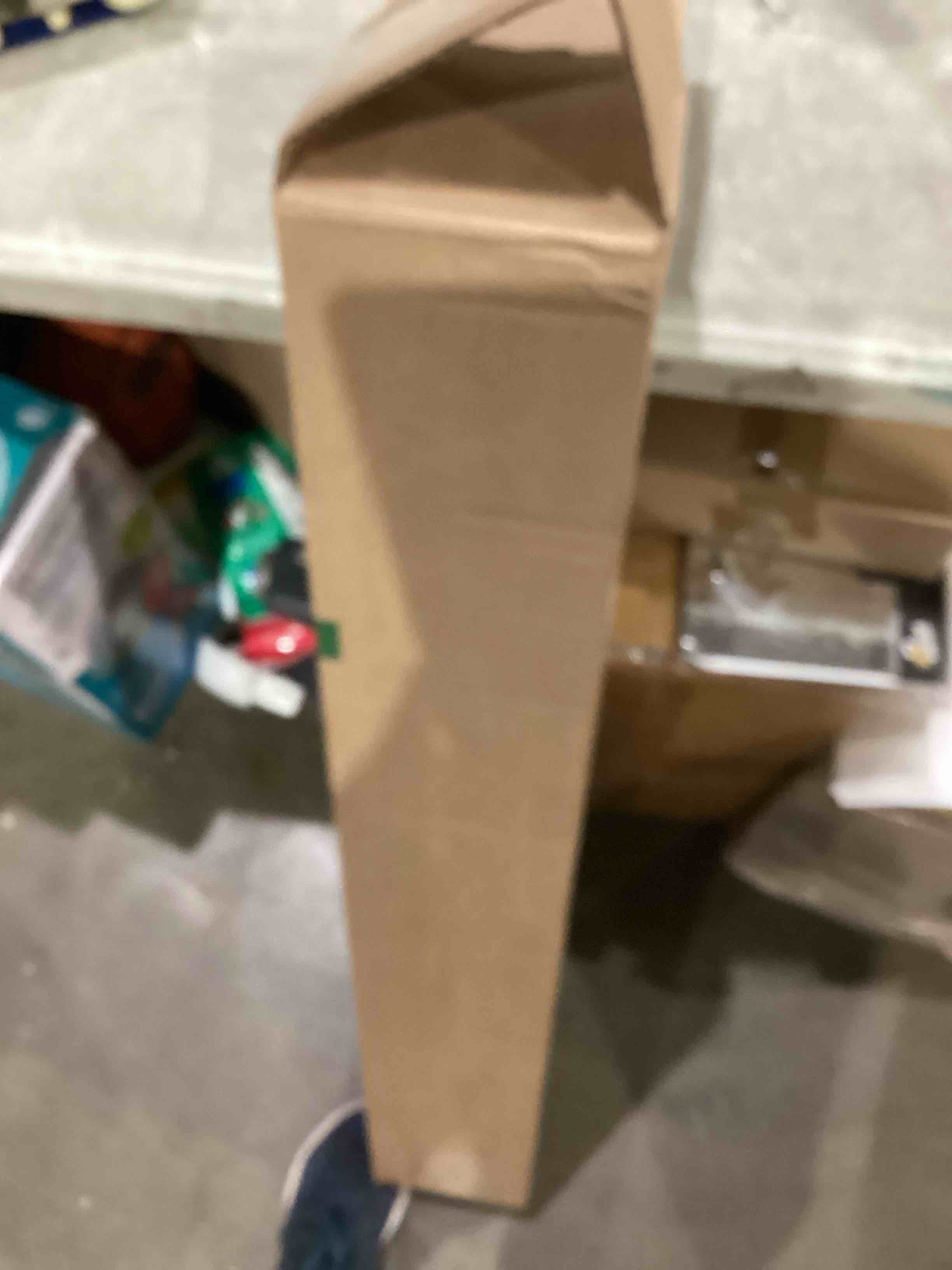 https://s3.amazonaws.com/lotting-images-prod/bidfta/TEA1638300_1751285750873.jpeg