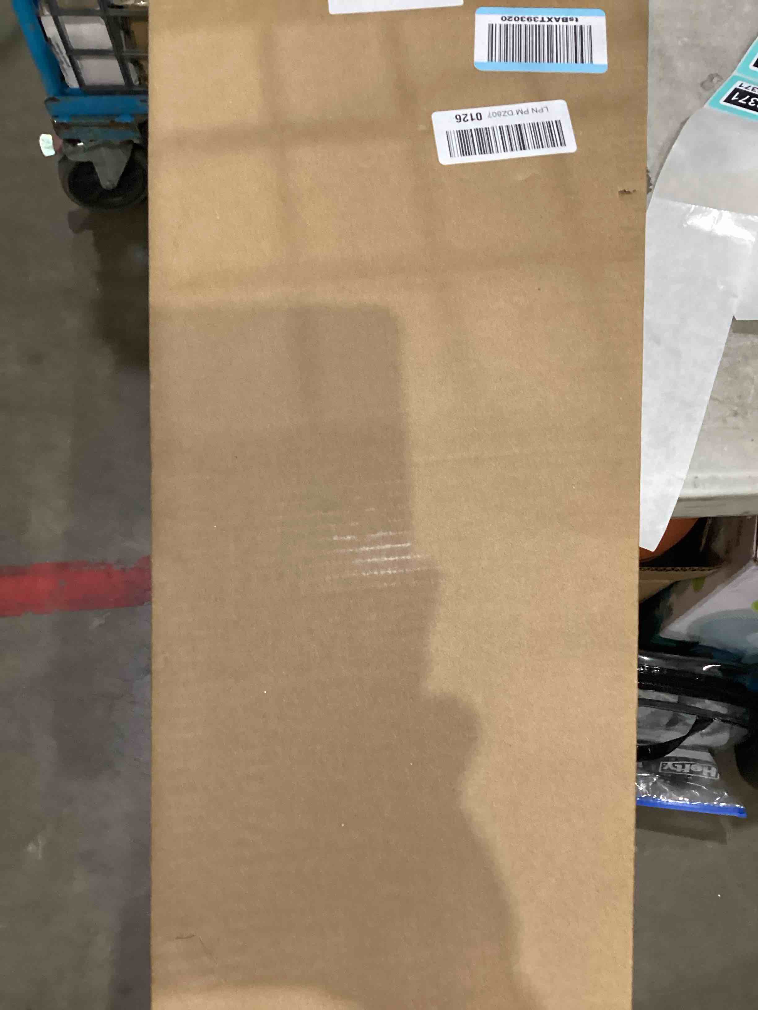 https://s3.amazonaws.com/lotting-images-prod/bidfta/TEA1638371_1751293486101.jpeg