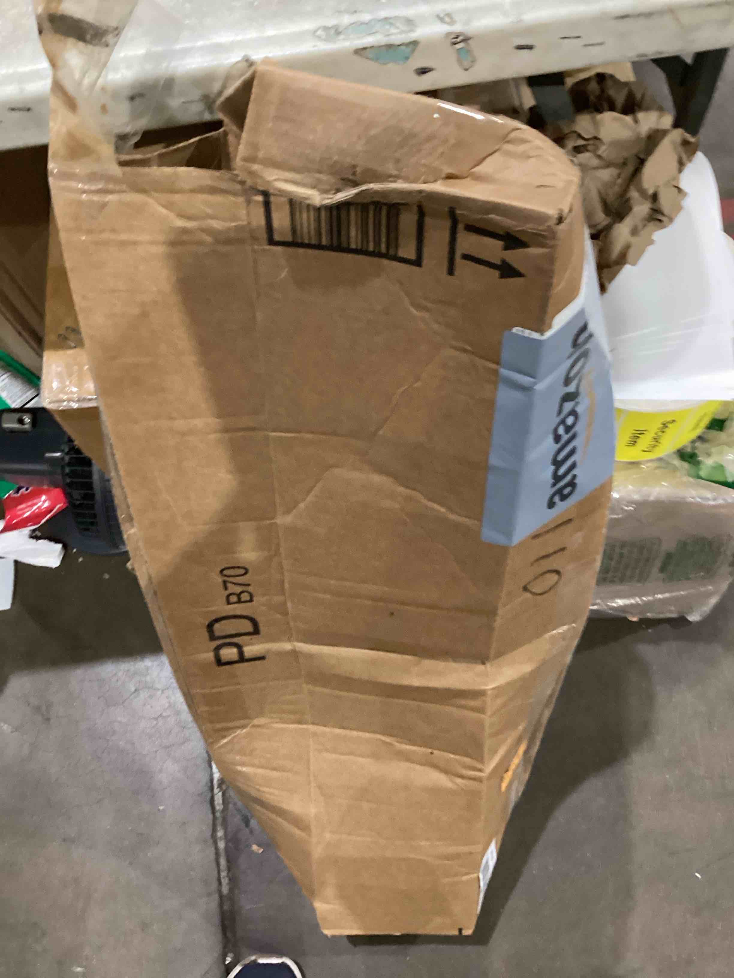 https://s3.amazonaws.com/lotting-images-prod/bidfta/TEA1638395_1751293666325.jpeg