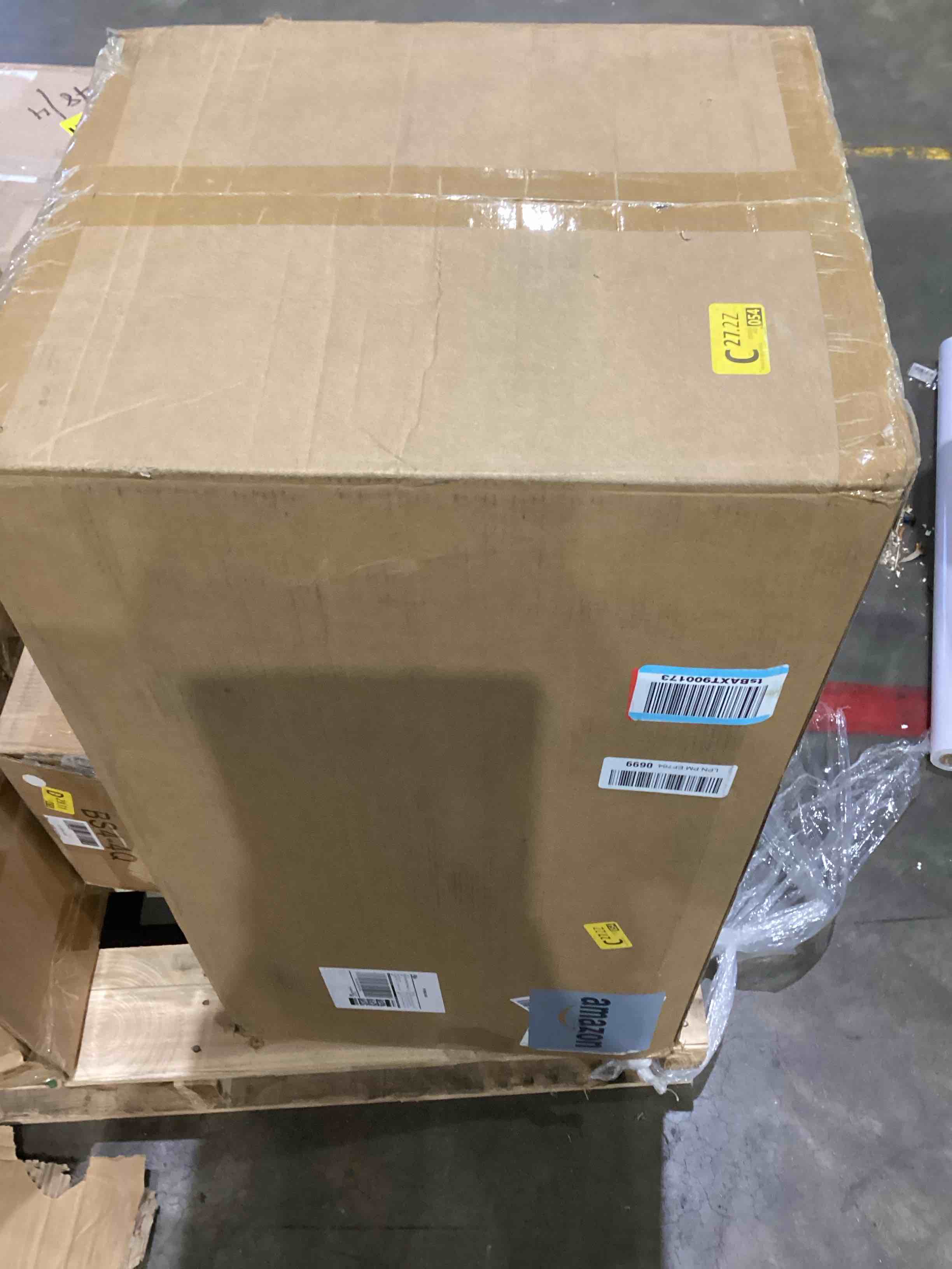 https://s3.amazonaws.com/lotting-images-prod/bidfta/TEA1638400_1751296511087.jpeg