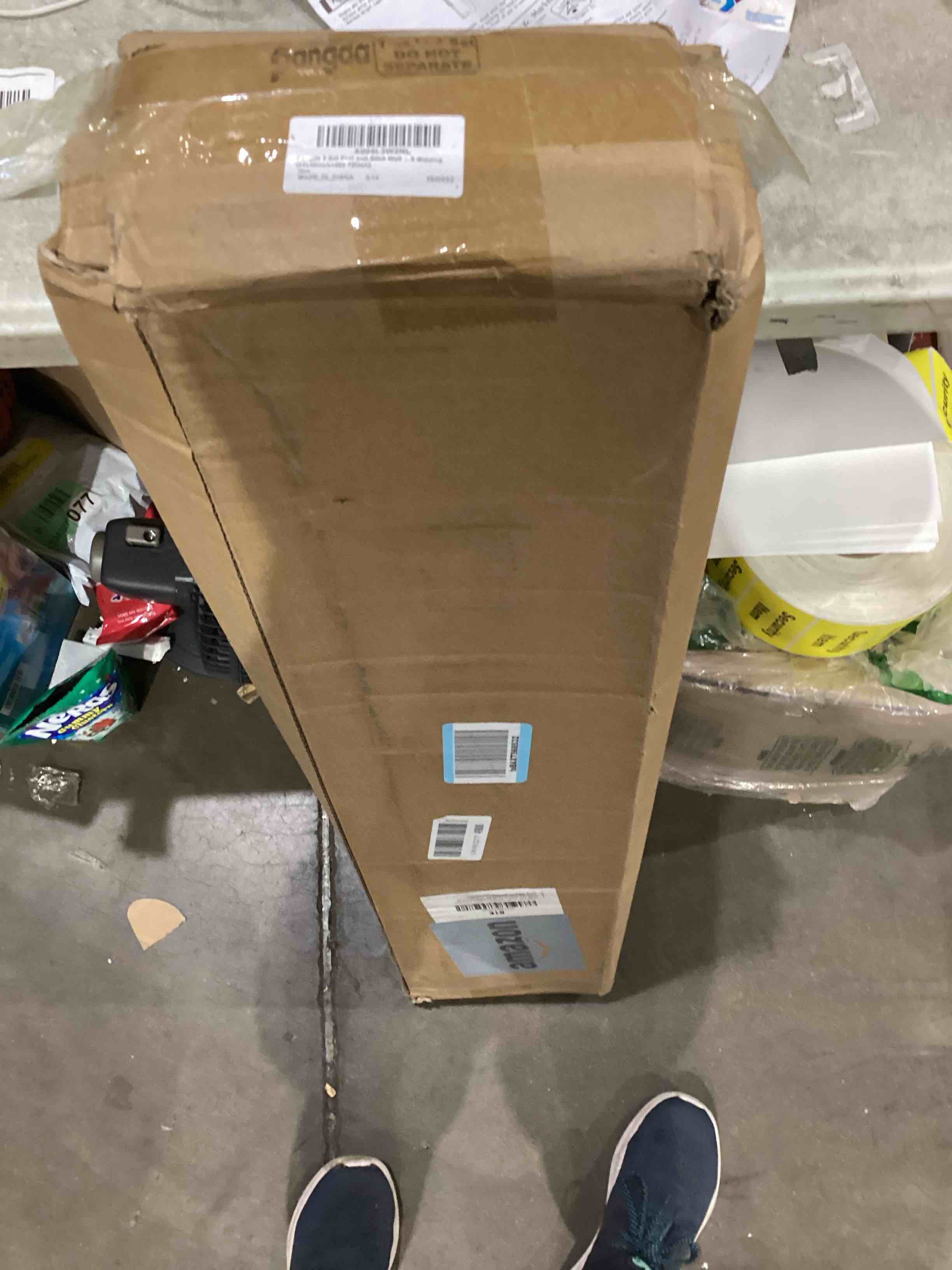 https://s3.amazonaws.com/lotting-images-prod/bidfta/TEA1638407_1751296086731.jpeg