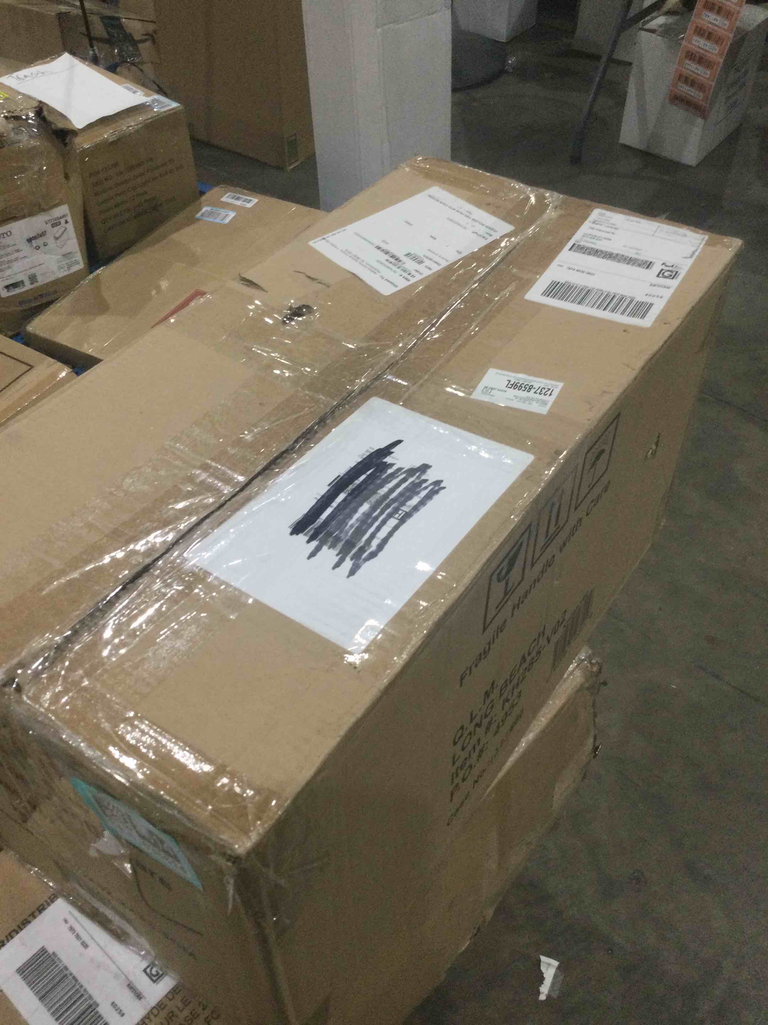 https://s3.amazonaws.com/lotting-images-prod/bidfta/TEA1638614_1751389160211.jpeg