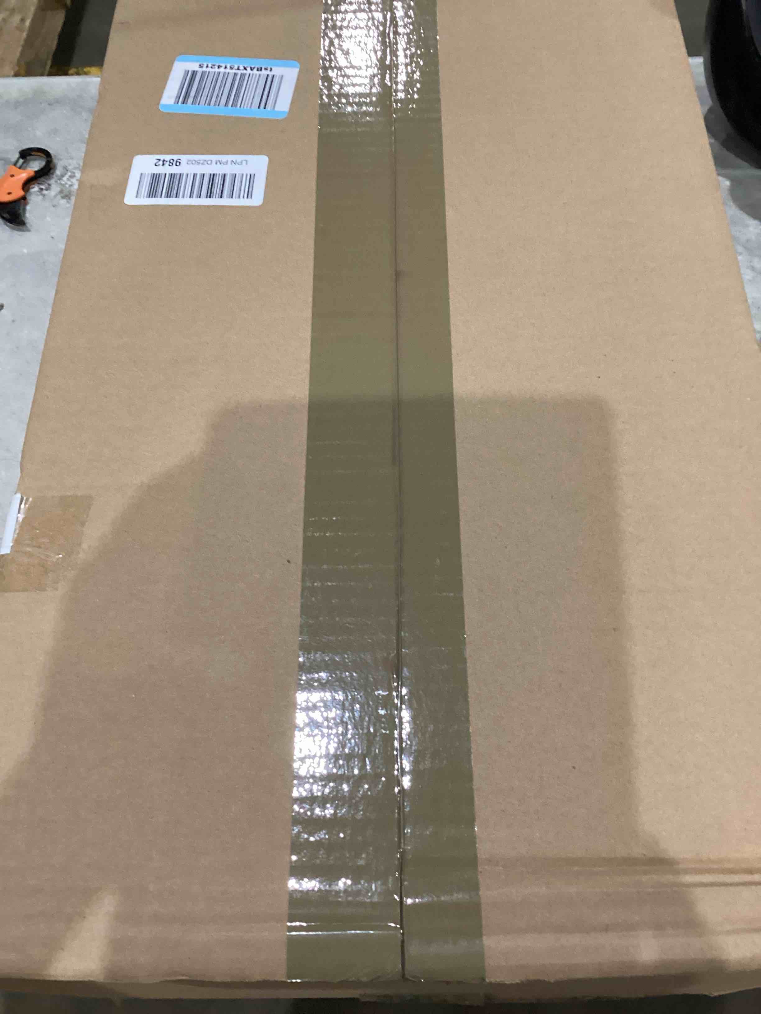 https://s3.amazonaws.com/lotting-images-prod/bidfta/TEA1638675_1751455367122.jpeg