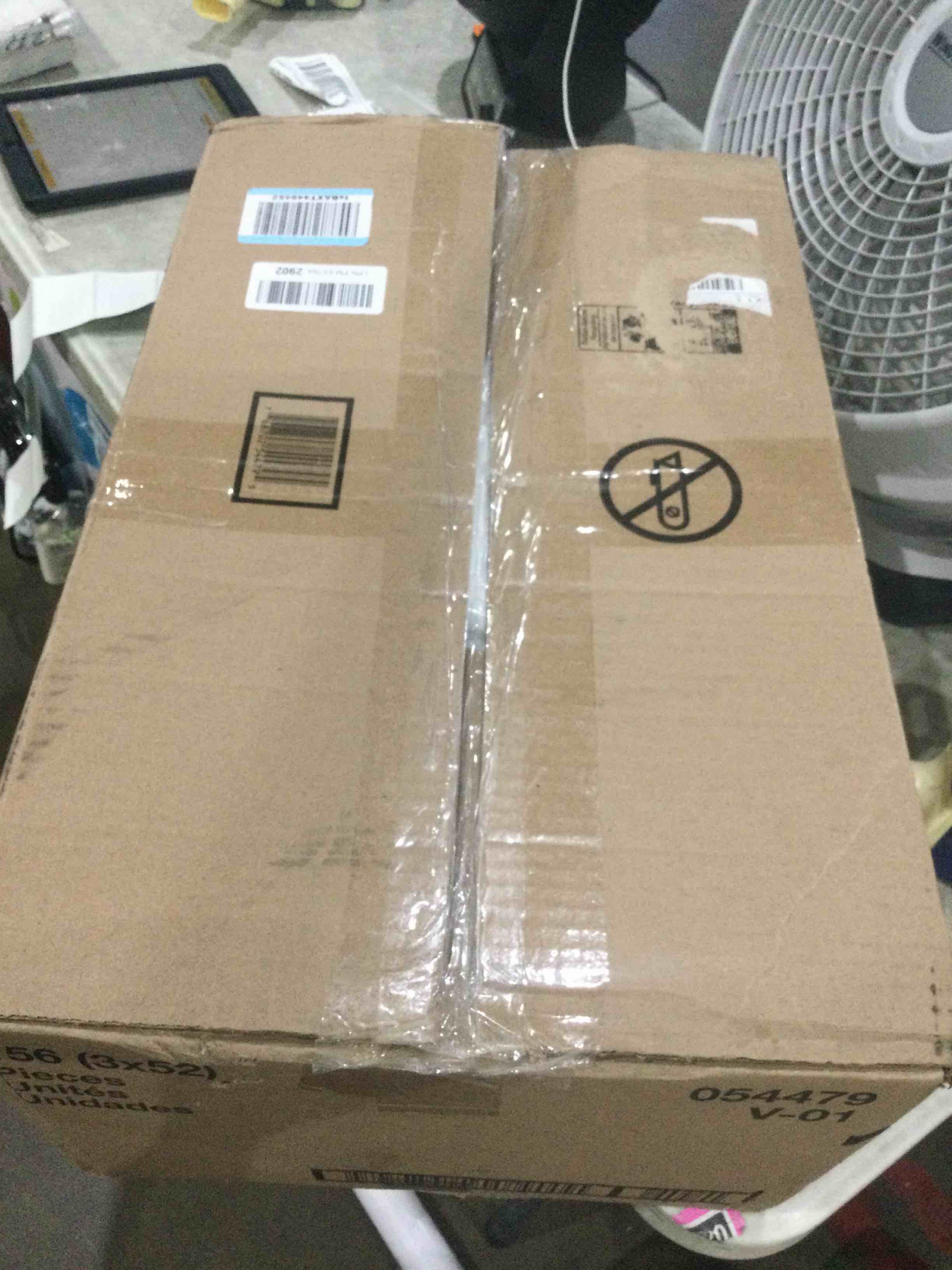 https://s3.amazonaws.com/lotting-images-prod/bidfta/TEA1638760_1751462947321.jpeg