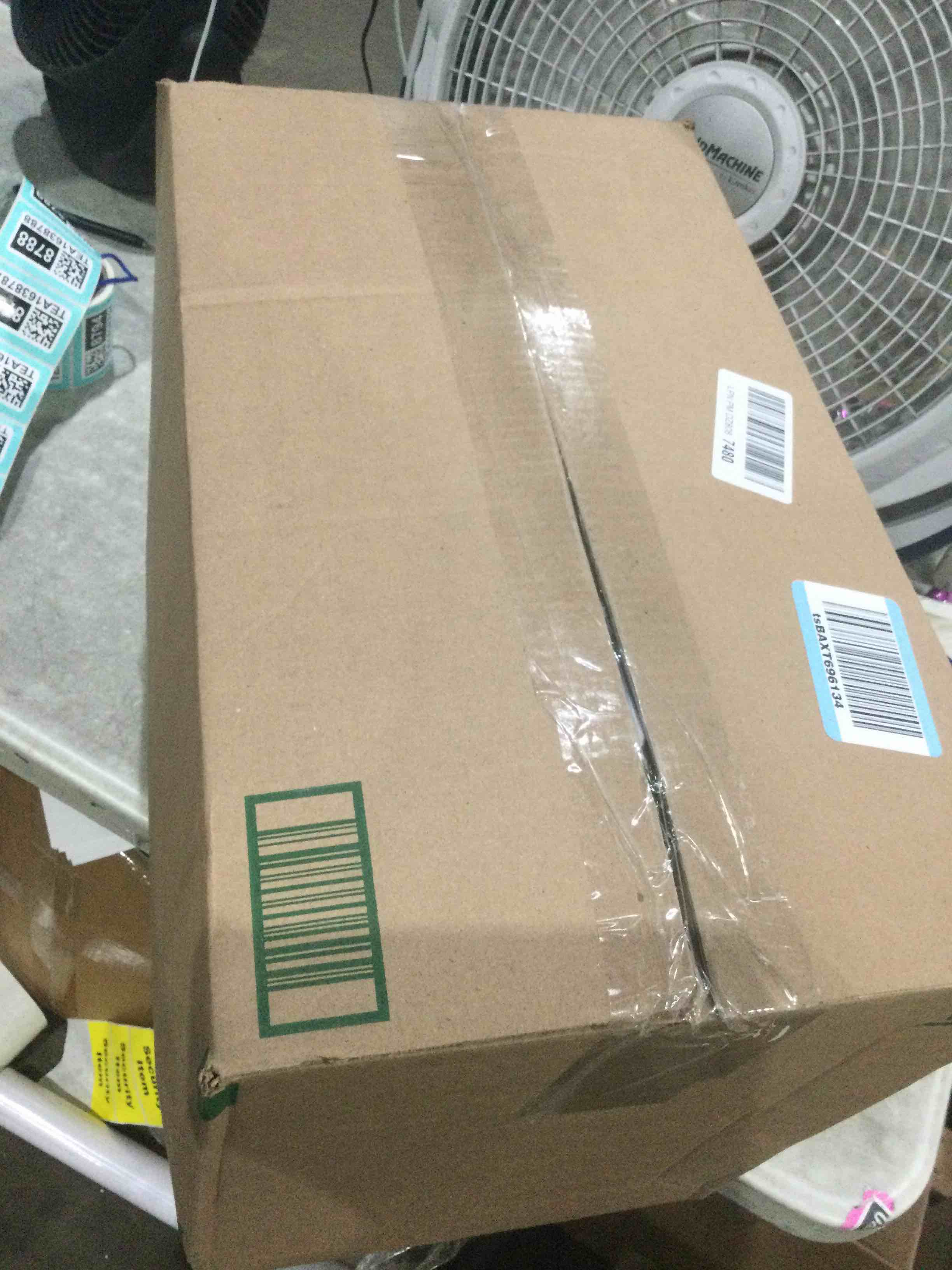 https://s3.amazonaws.com/lotting-images-prod/bidfta/TEA1638784_1751465191555.jpeg