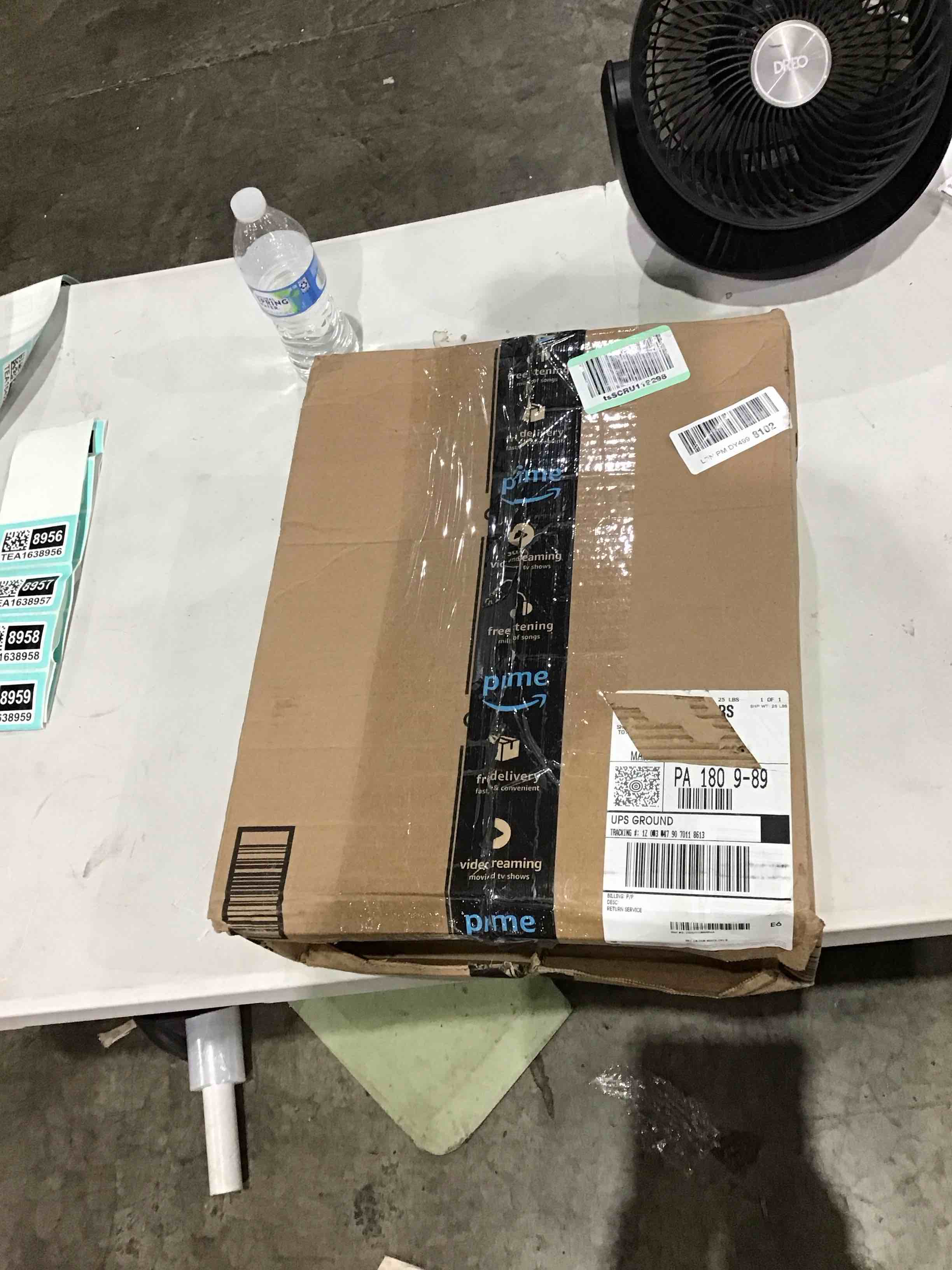 https://s3.amazonaws.com/lotting-images-prod/bidfta/TEA1638956_1751887916367.jpeg