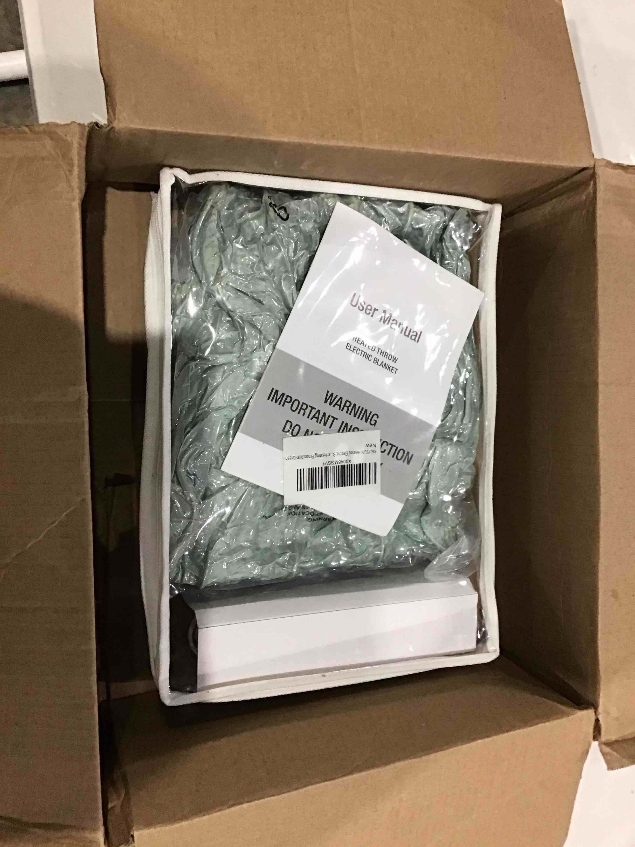 https://s3.amazonaws.com/lotting-images-prod/bidfta/TEA1638956_1751887948370.jpeg
