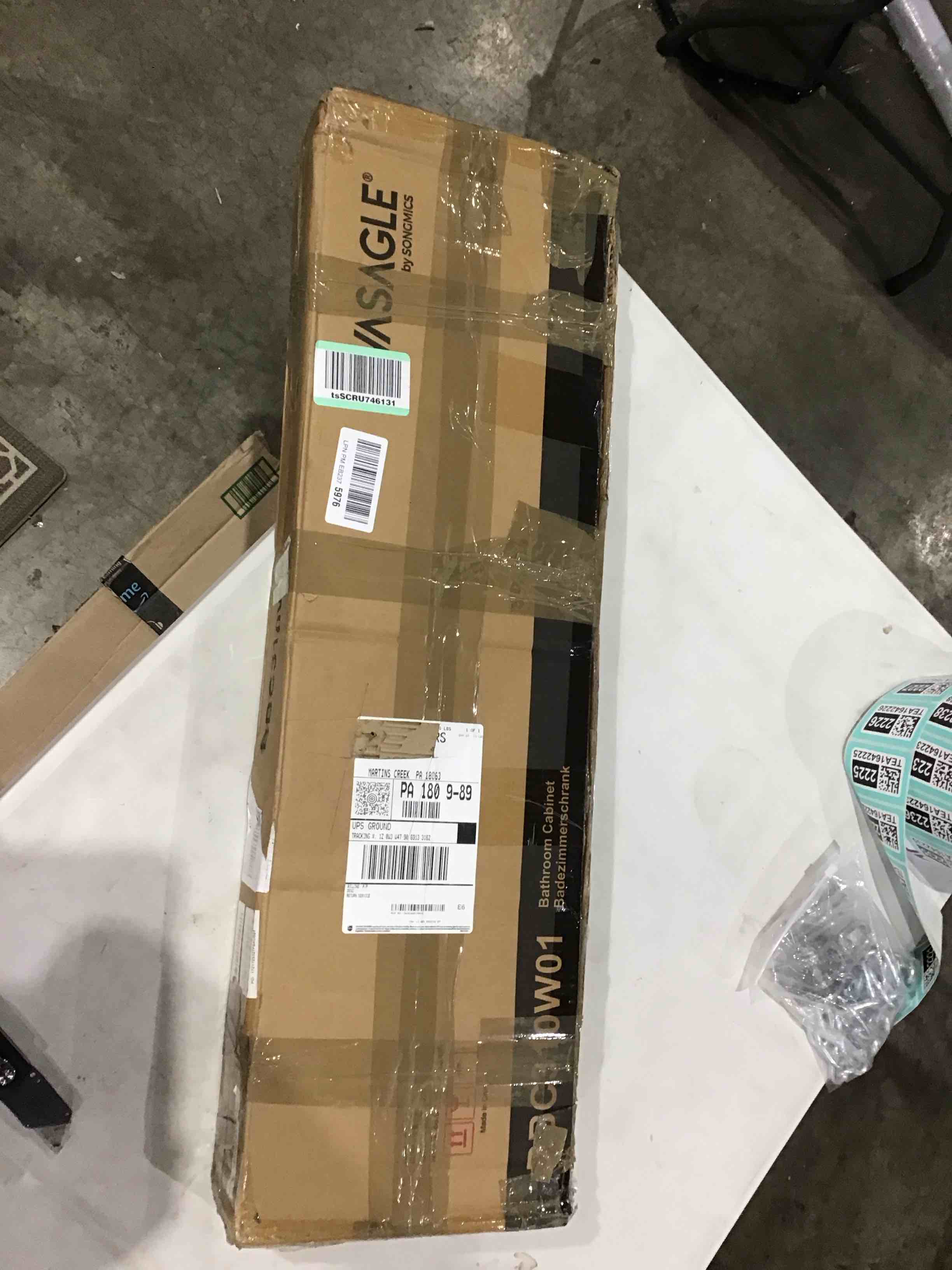 https://s3.amazonaws.com/lotting-images-prod/bidfta/TEA1639000_1751894974425.jpeg