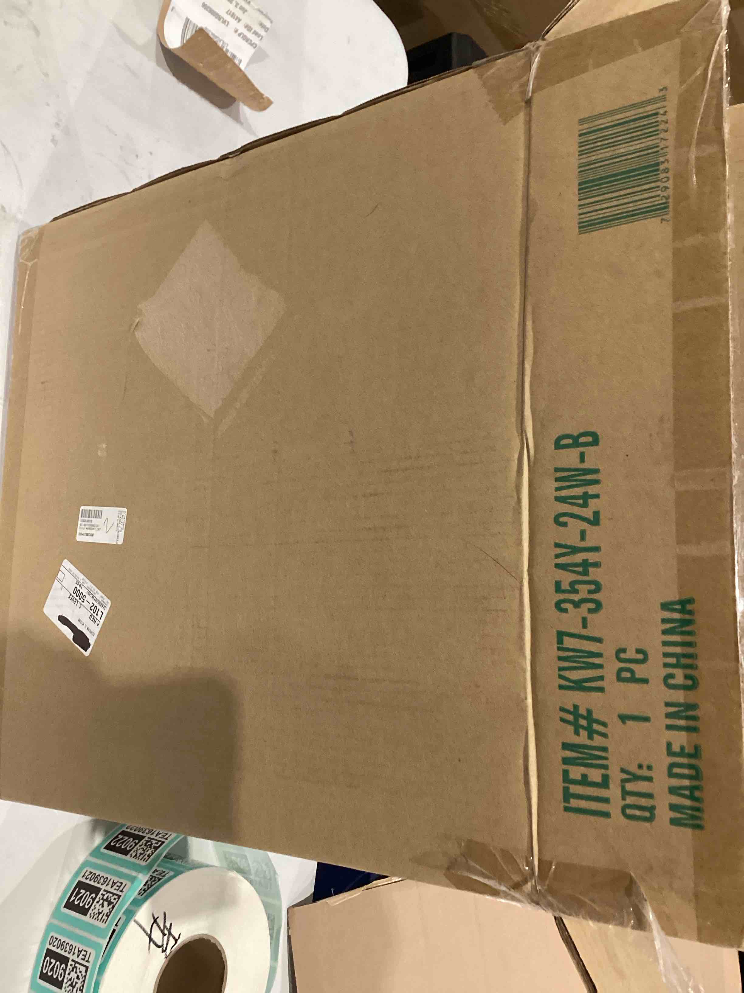 https://s3.amazonaws.com/lotting-images-prod/bidfta/TEA1639015_1750869811496.jpeg