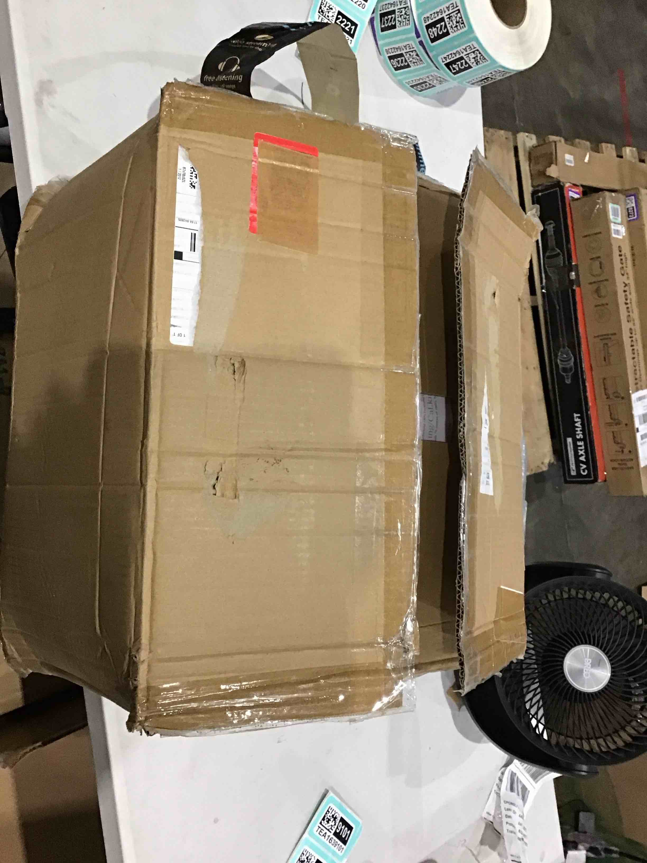 https://s3.amazonaws.com/lotting-images-prod/bidfta/TEA1639101_1751912238036.jpeg