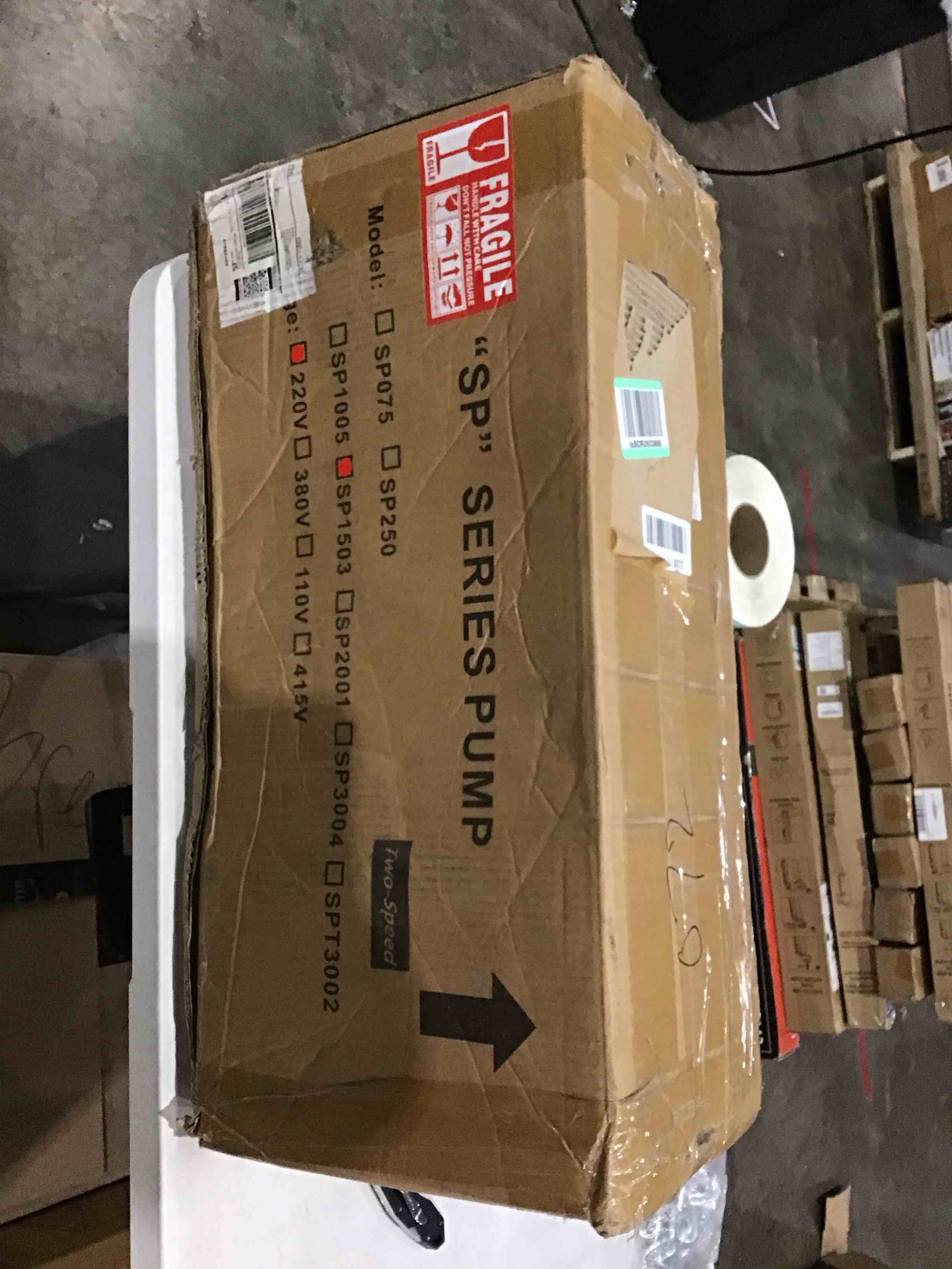 https://s3.amazonaws.com/lotting-images-prod/bidfta/TEA1639104_1751912854126.jpeg