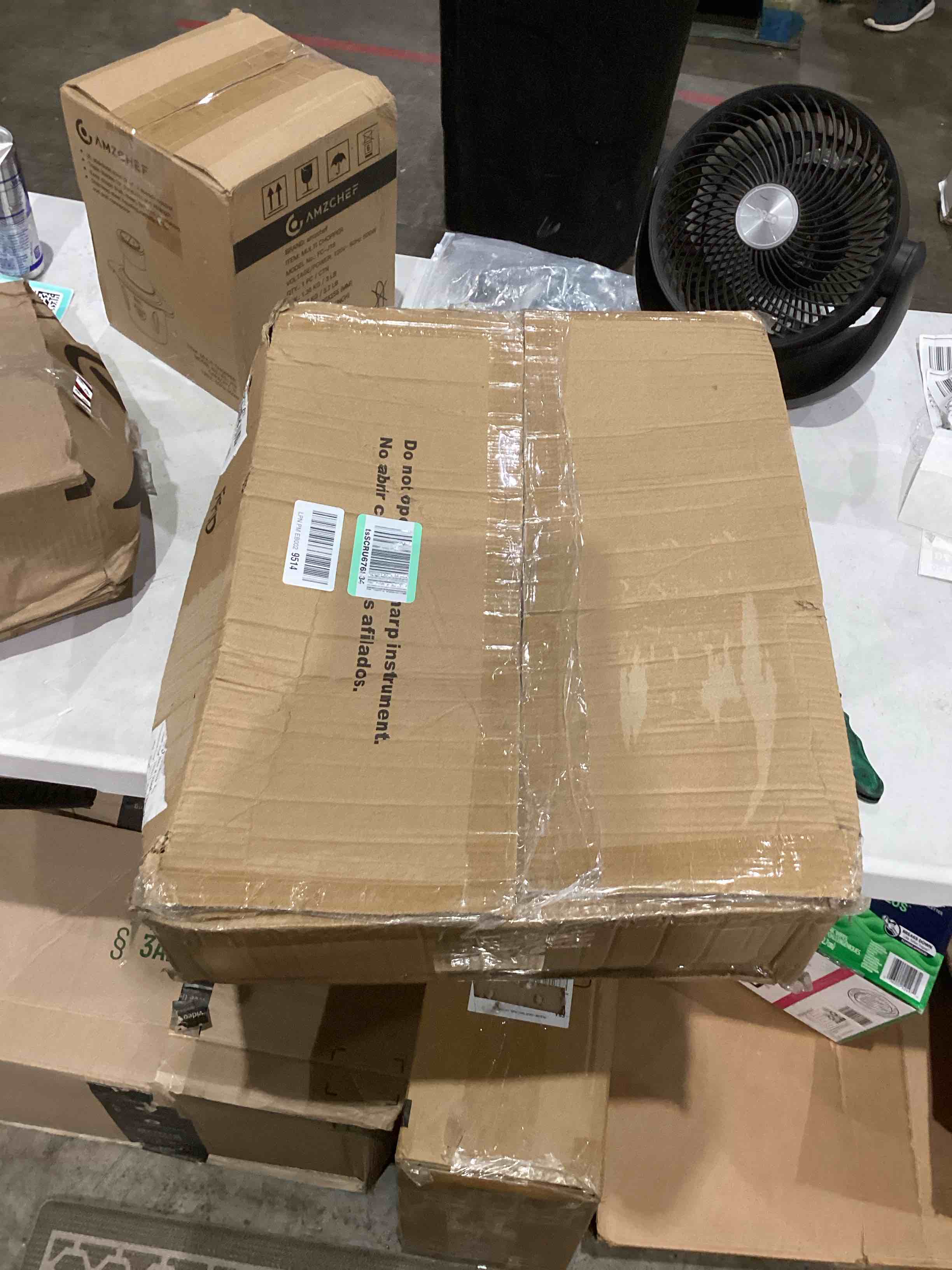 https://s3.amazonaws.com/lotting-images-prod/bidfta/TEA1639120_1751974267904.jpeg