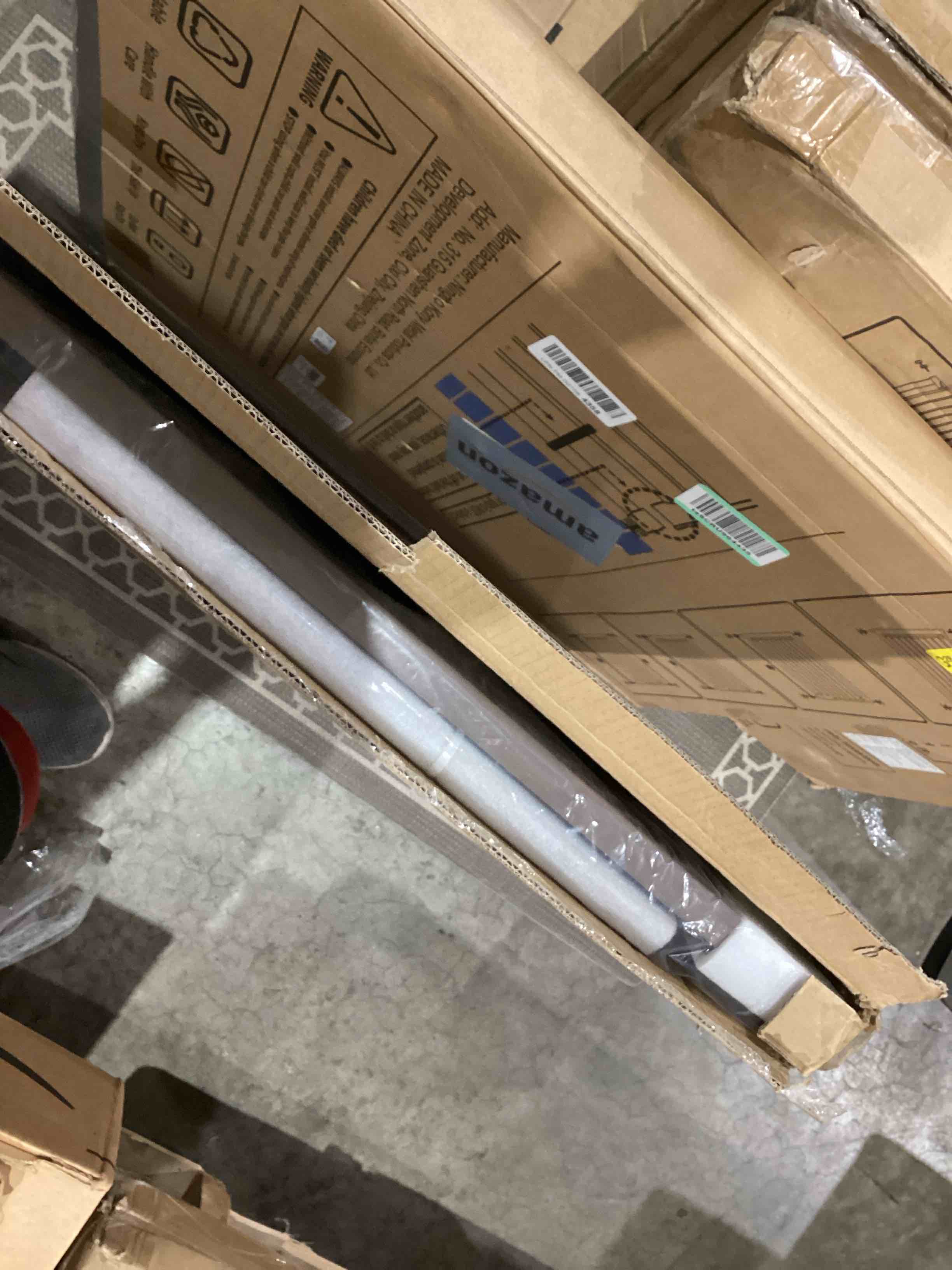 https://s3.amazonaws.com/lotting-images-prod/bidfta/TEA1639151_1751981127168.jpeg