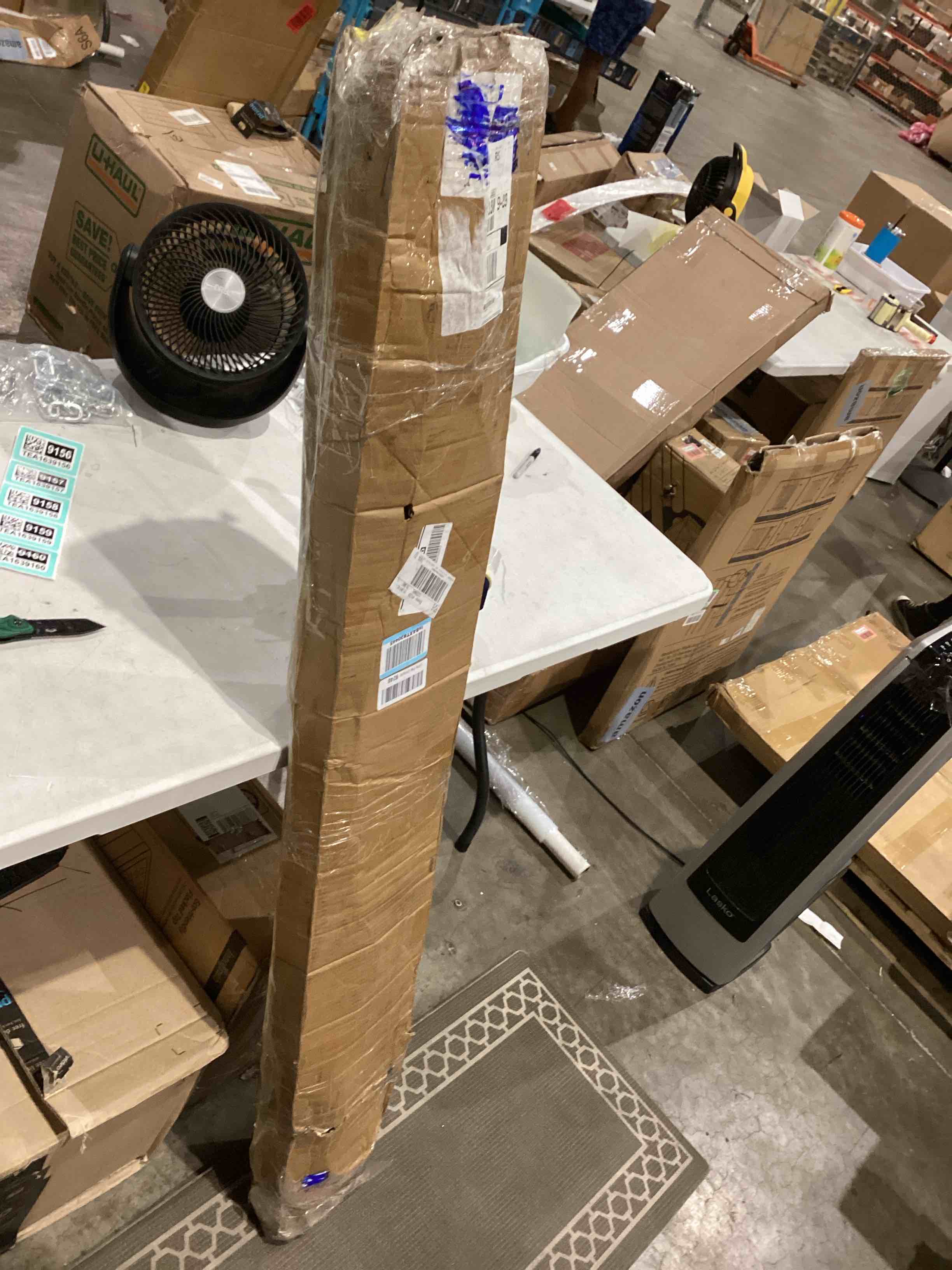 https://s3.amazonaws.com/lotting-images-prod/bidfta/TEA1639156_1751982117320.jpeg