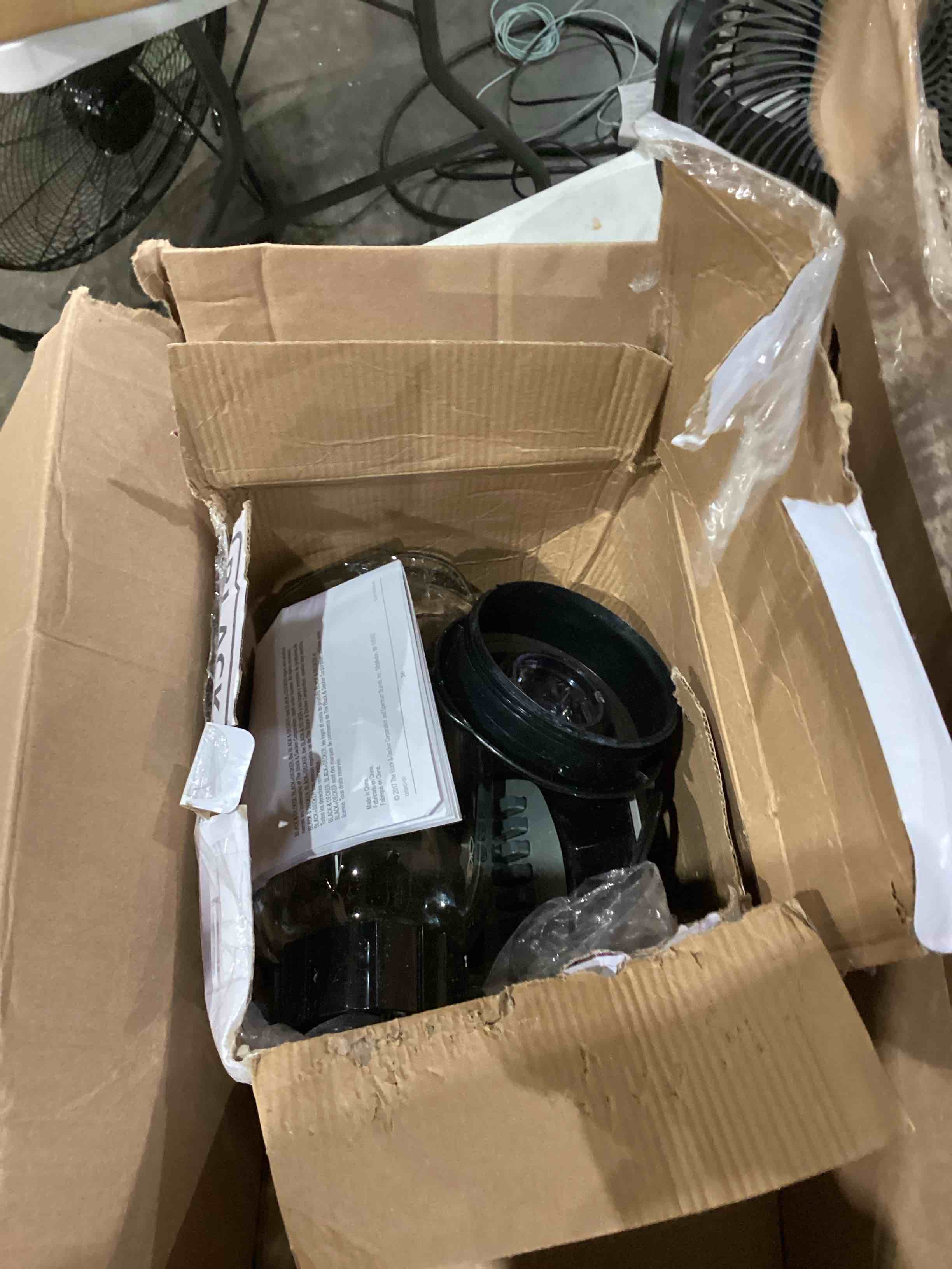 https://s3.amazonaws.com/lotting-images-prod/bidfta/TEA1639256_1752491710444.jpeg