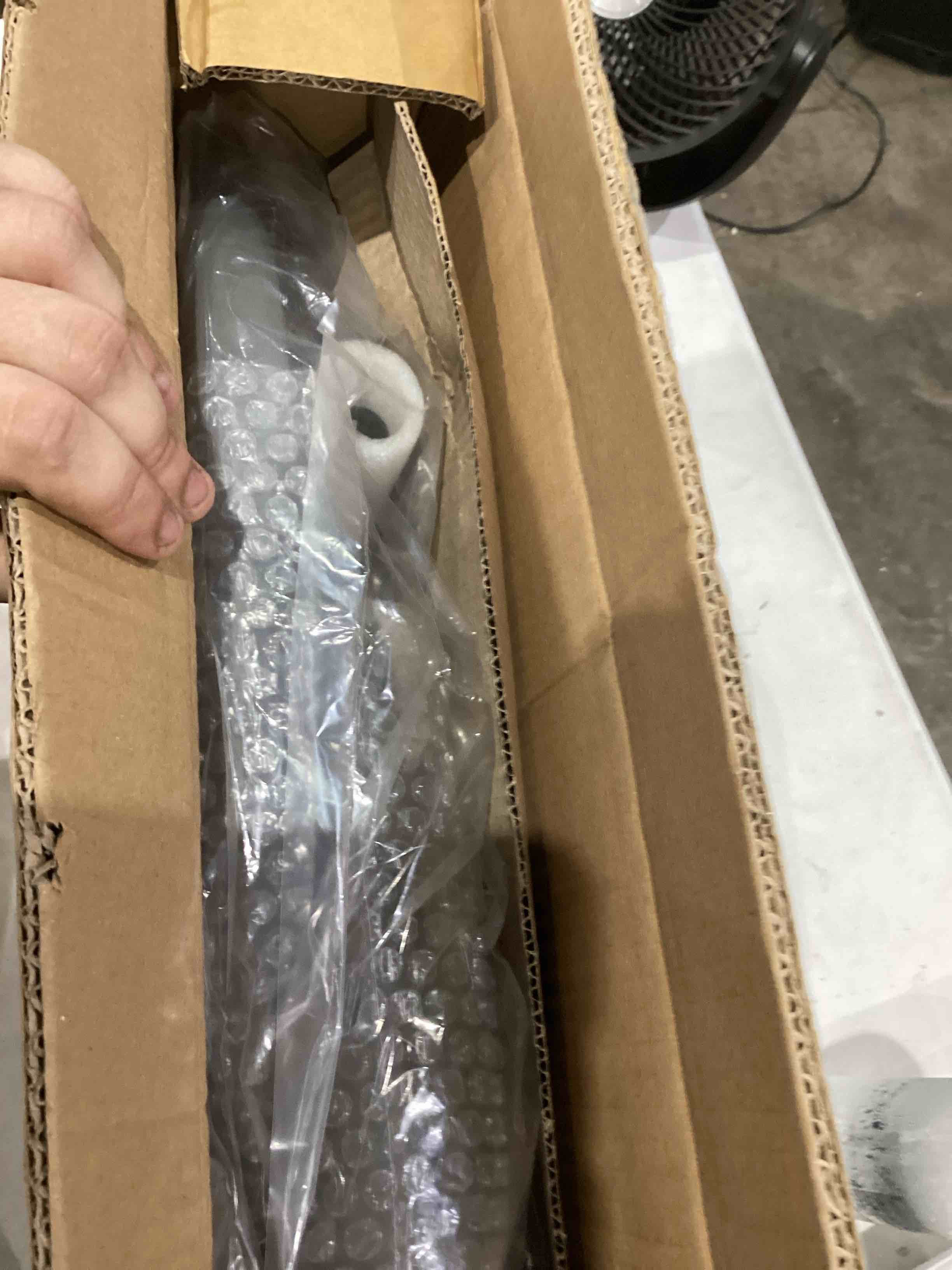 https://s3.amazonaws.com/lotting-images-prod/bidfta/TEA1639280_1752496754980.jpeg
