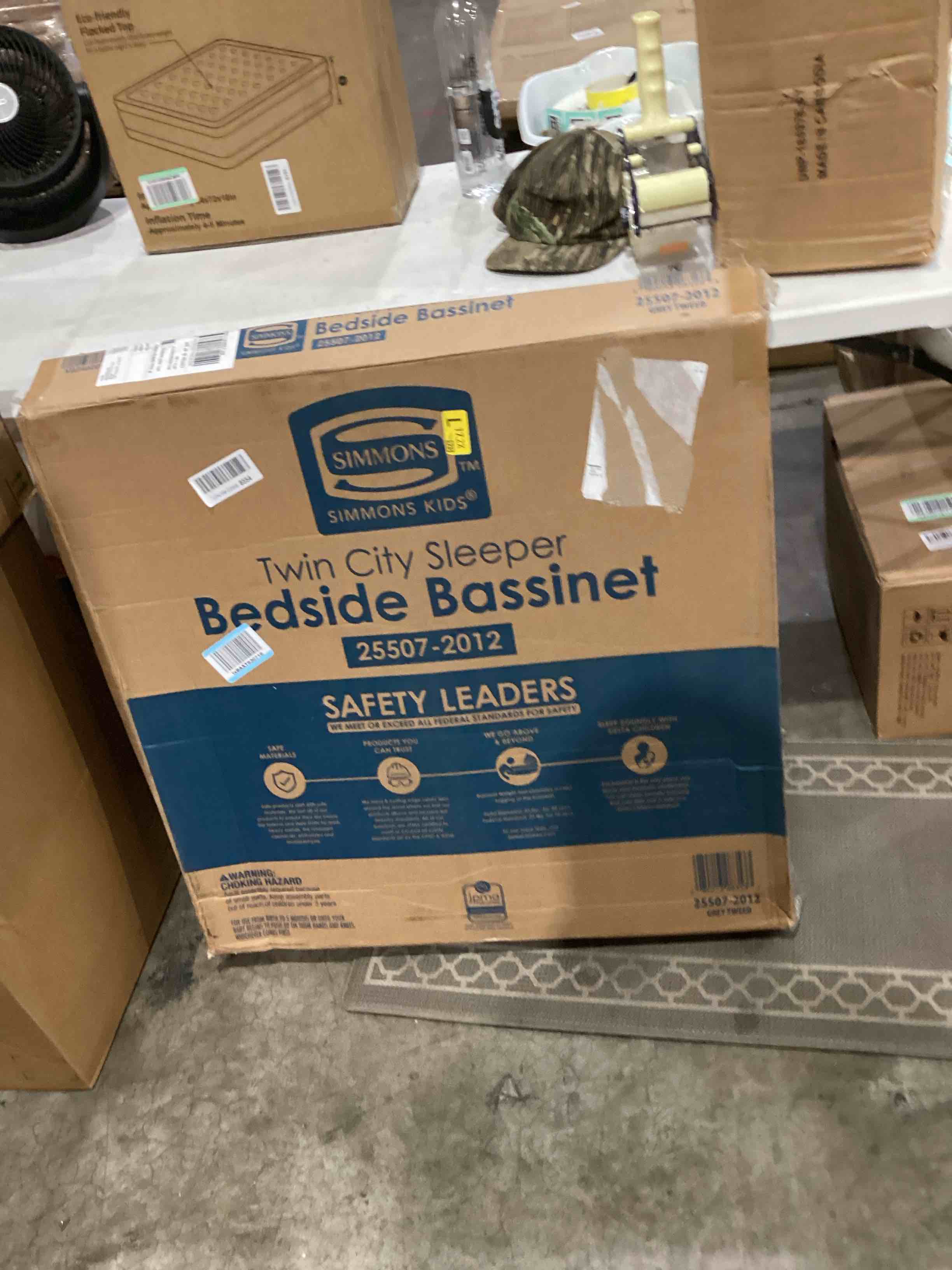 https://s3.amazonaws.com/lotting-images-prod/bidfta/TEA1639299_1752503348365.jpeg