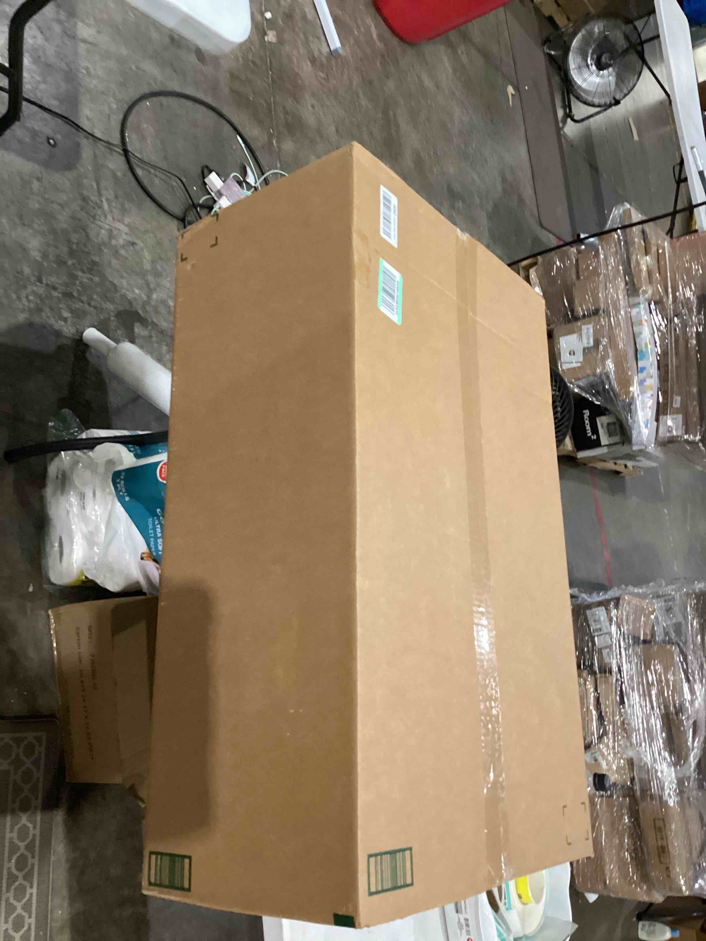 https://s3.amazonaws.com/lotting-images-prod/bidfta/TEA1639302_1752504784066.jpeg