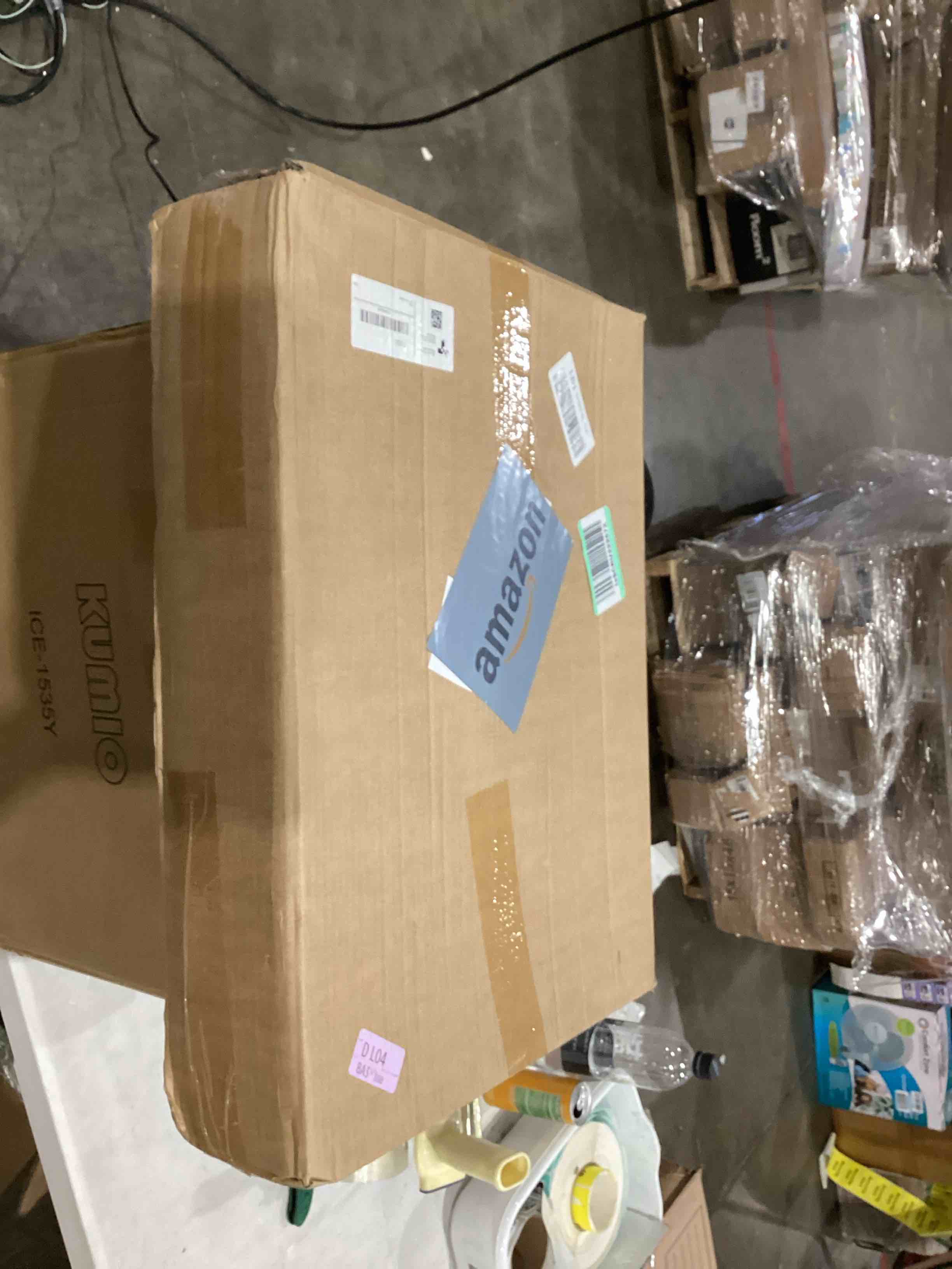 https://s3.amazonaws.com/lotting-images-prod/bidfta/TEA1639307_1752506139214.jpeg