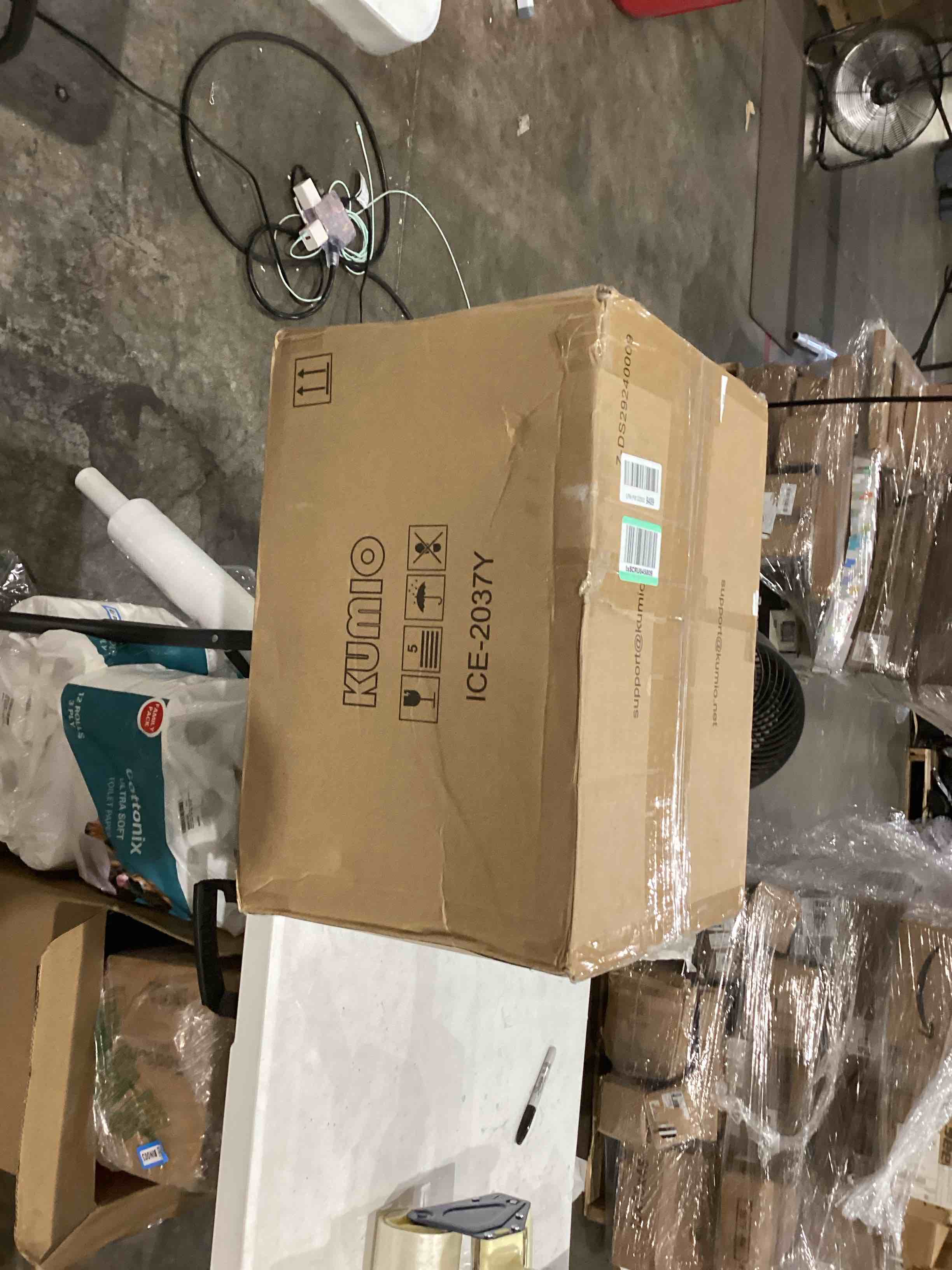 https://s3.amazonaws.com/lotting-images-prod/bidfta/TEA1639319_1752511348924.jpeg