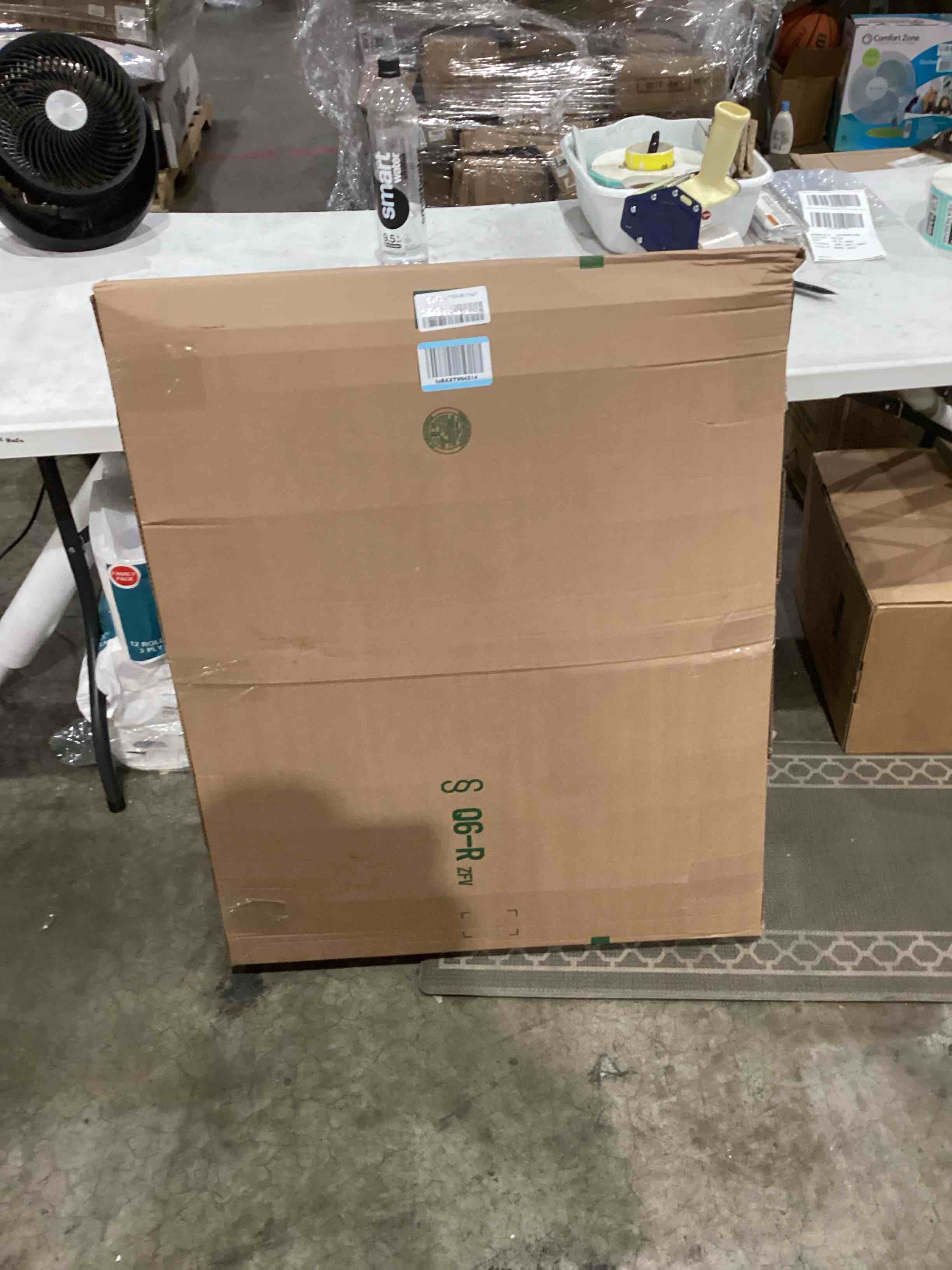 https://s3.amazonaws.com/lotting-images-prod/bidfta/TEA1639329_1752514794499.jpeg