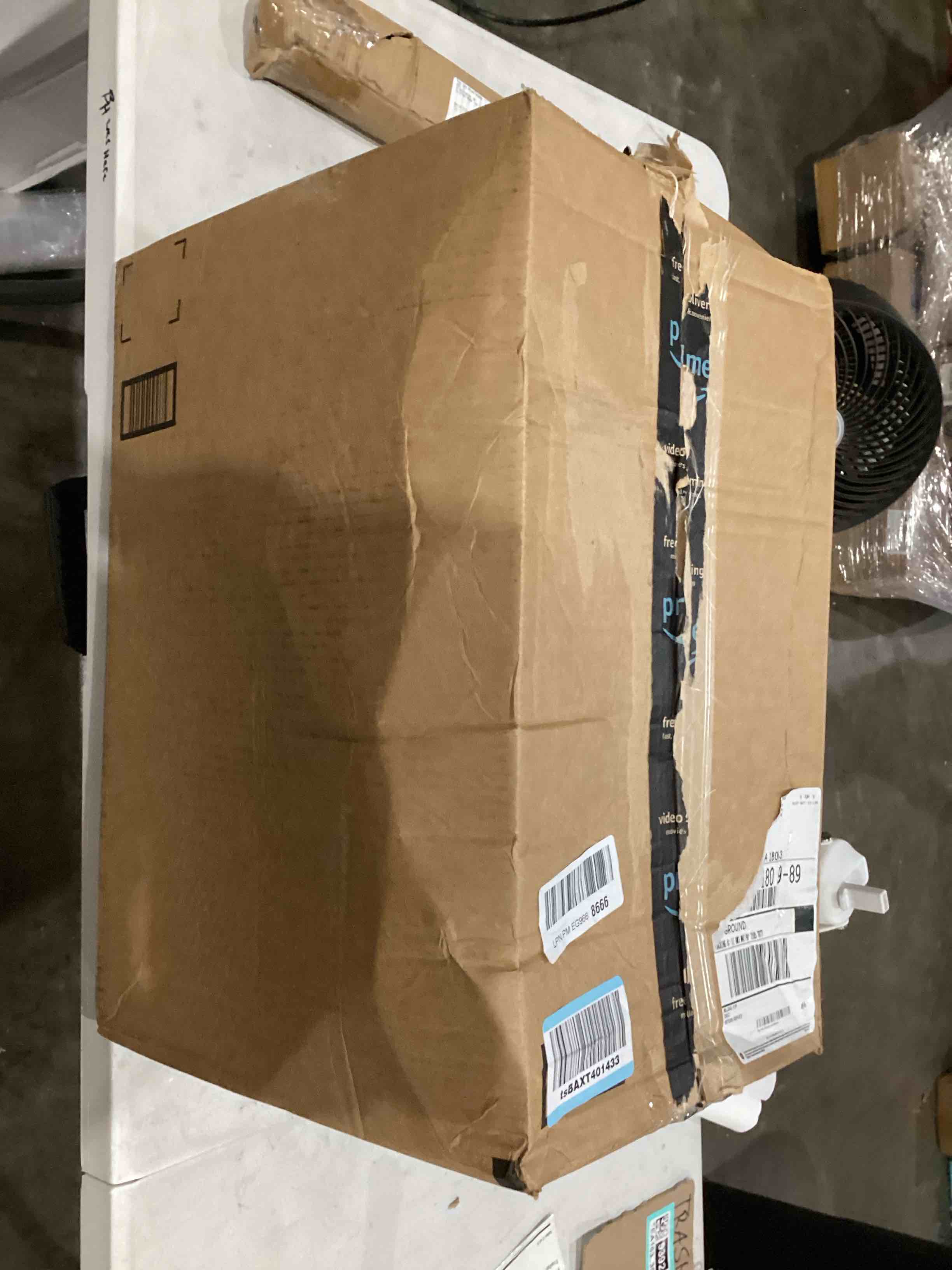 https://s3.amazonaws.com/lotting-images-prod/bidfta/TEA1639398_1752687446618.jpeg