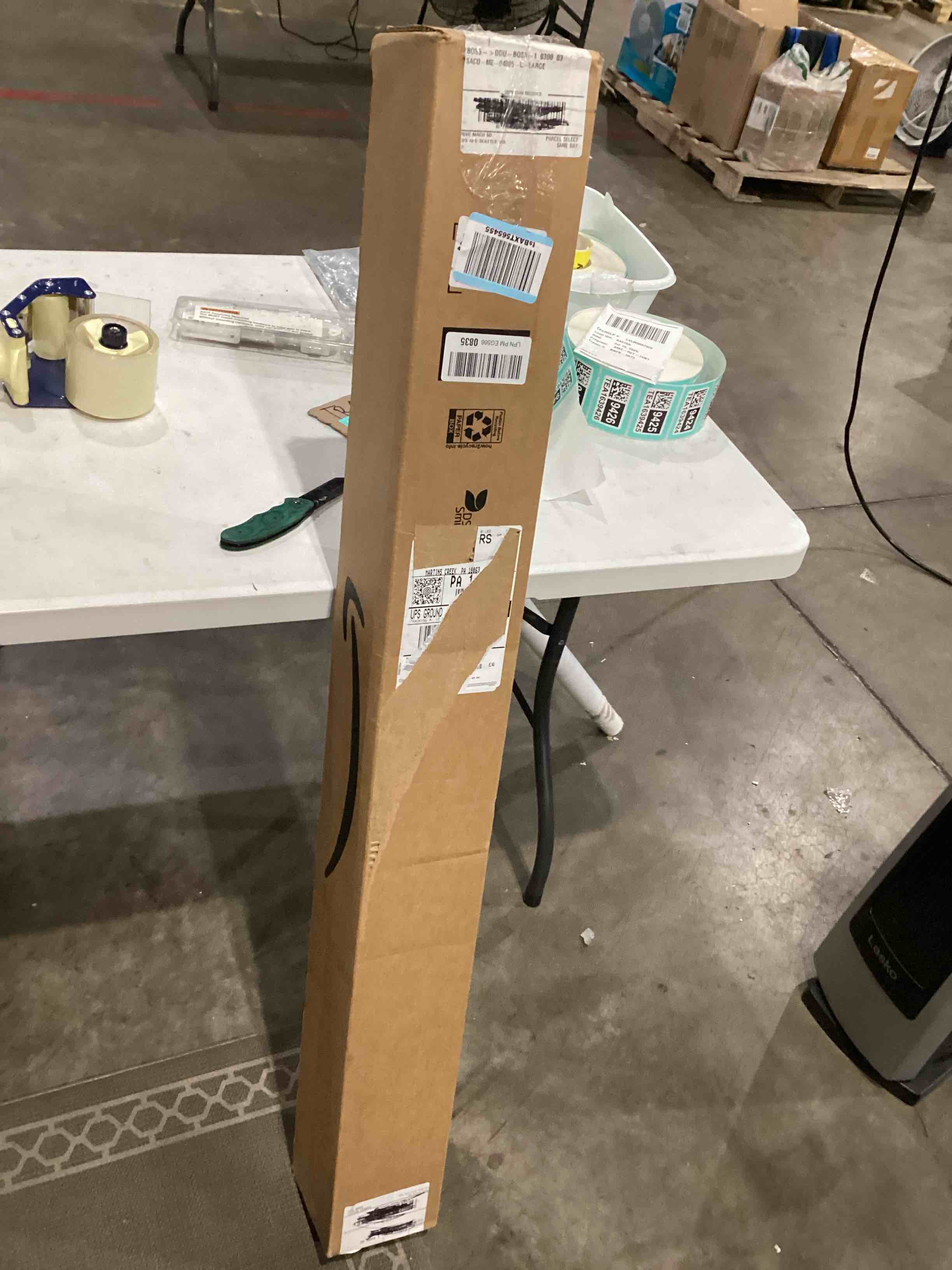 https://s3.amazonaws.com/lotting-images-prod/bidfta/TEA1639415_1752753312612.jpeg