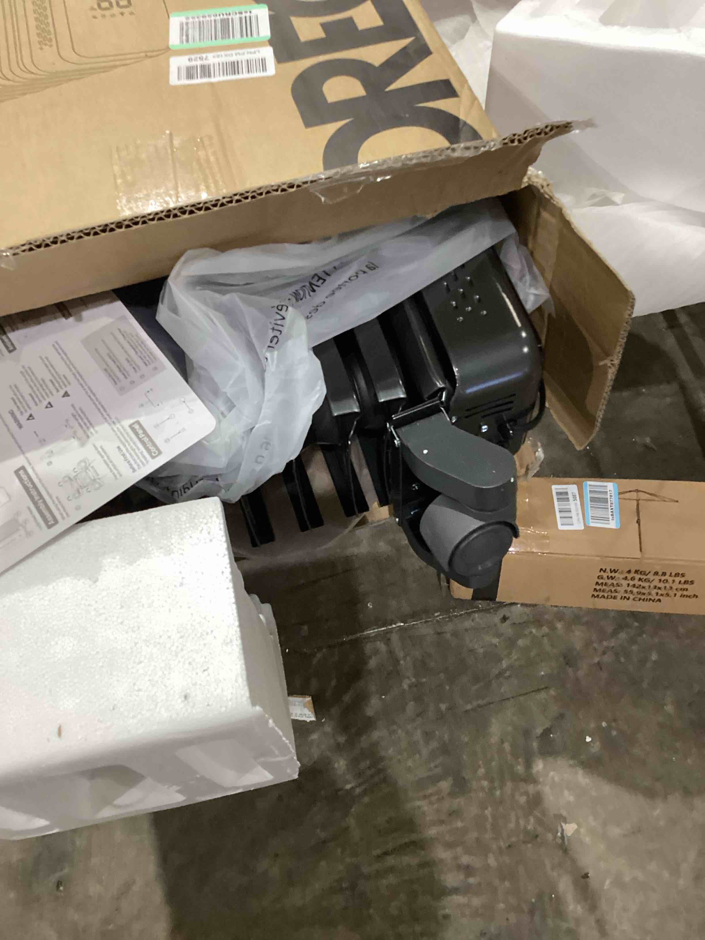 https://s3.amazonaws.com/lotting-images-prod/bidfta/TEA1639560_1752865097344.jpeg
