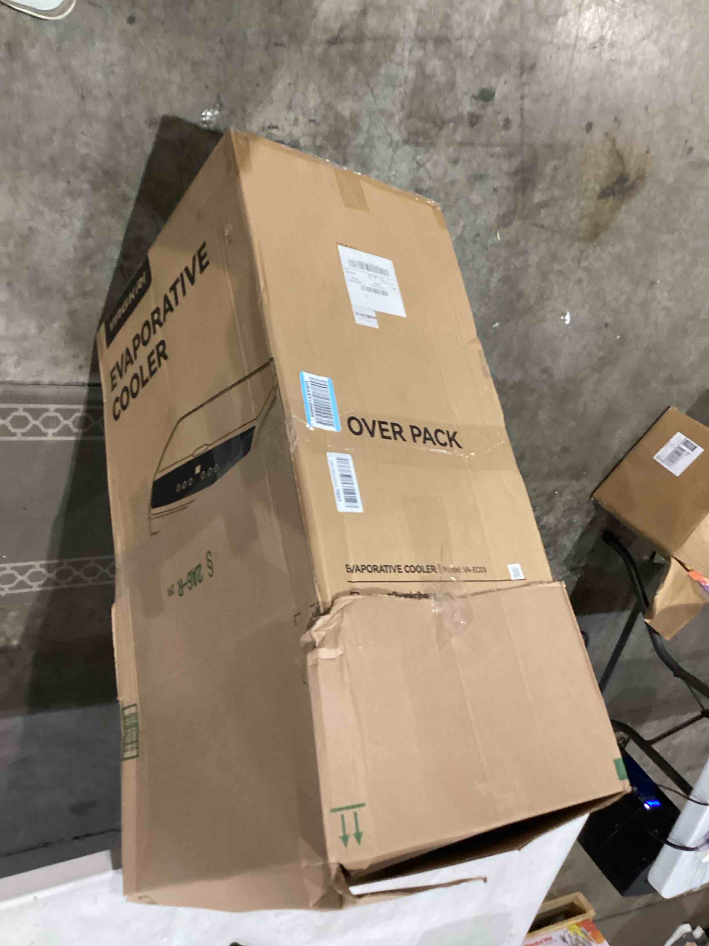https://s3.amazonaws.com/lotting-images-prod/bidfta/TEA1639576_1753099158249.jpeg