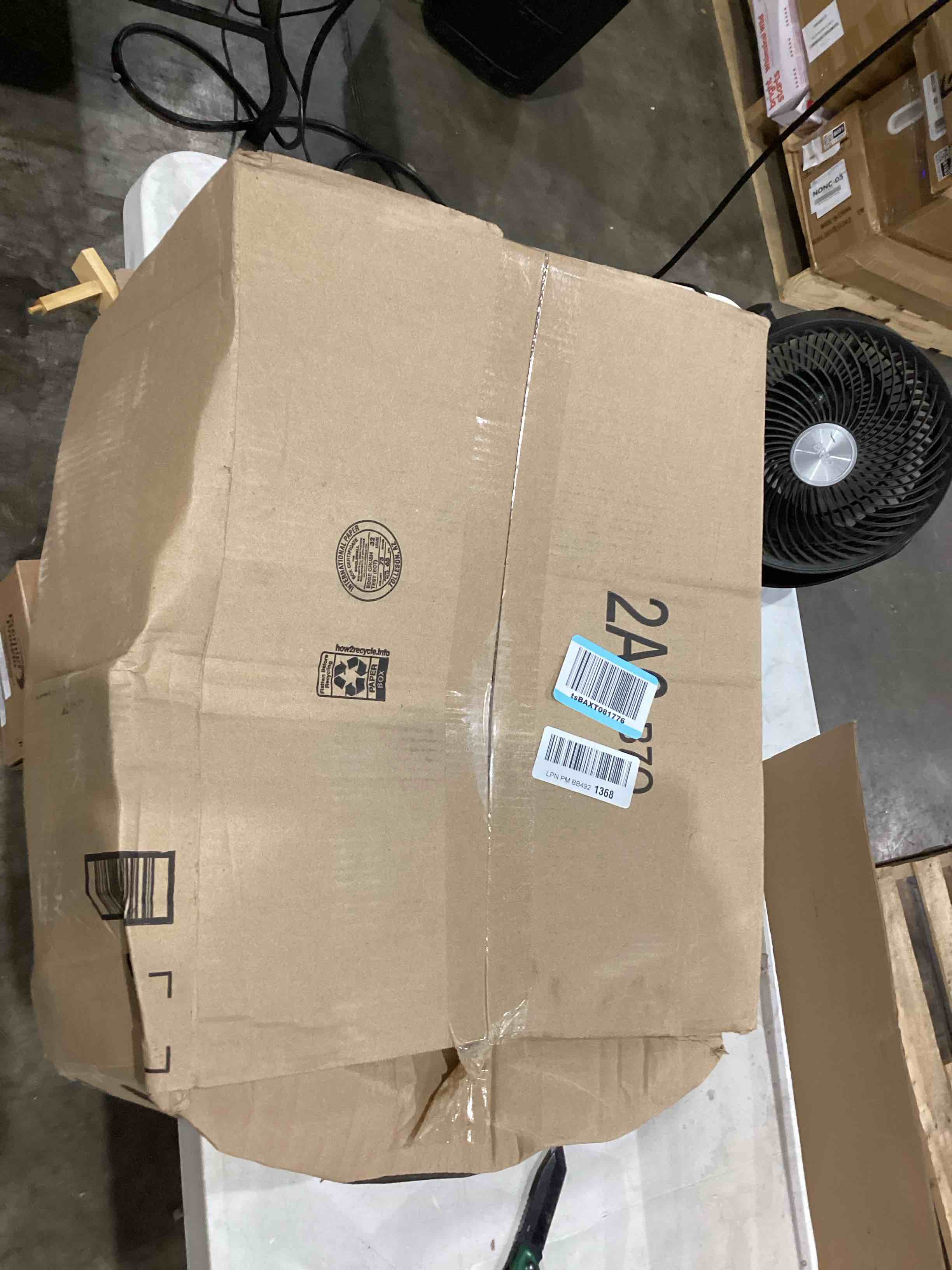 https://s3.amazonaws.com/lotting-images-prod/bidfta/TEA1639592_1753106234087.jpeg