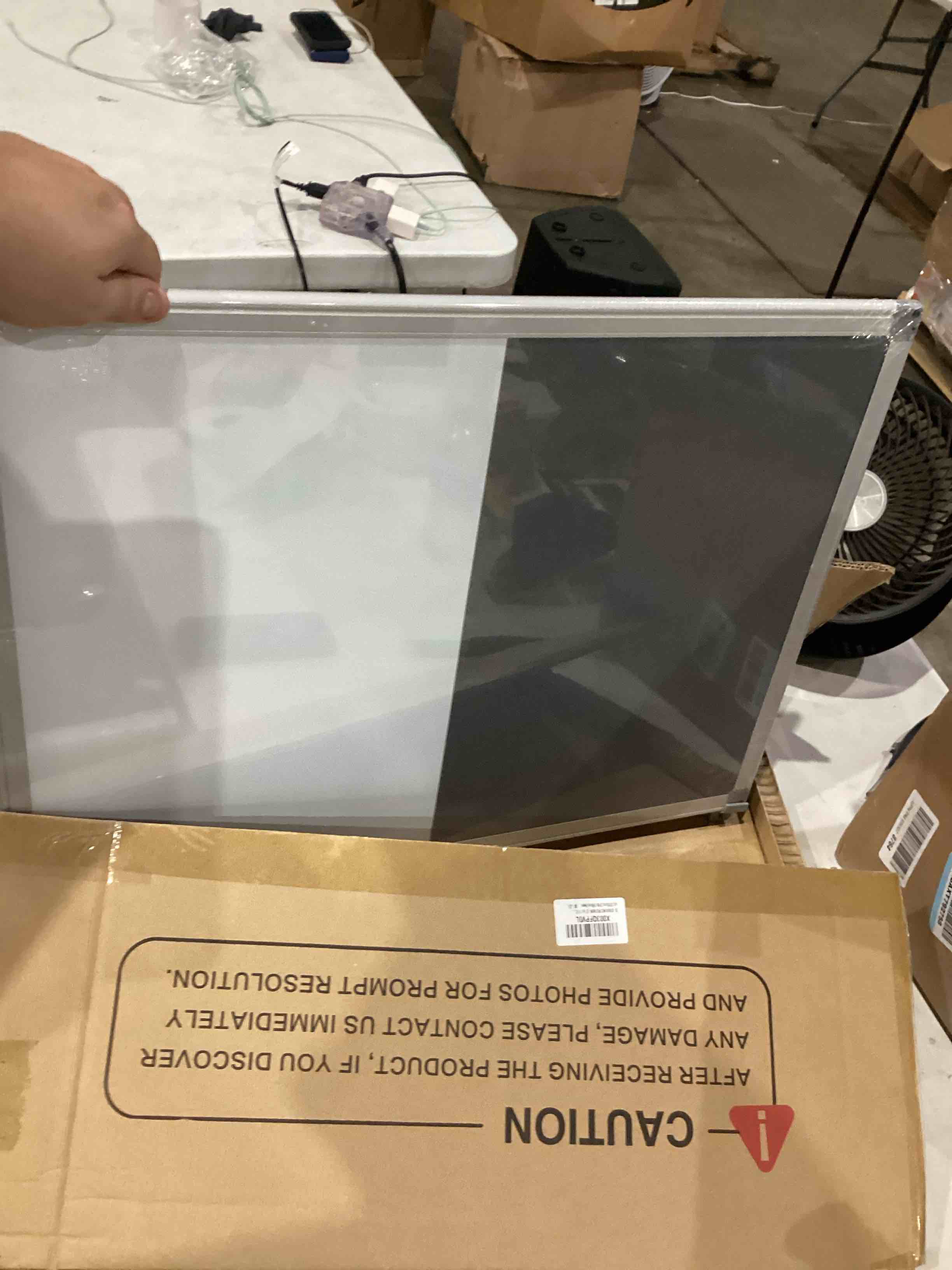 https://s3.amazonaws.com/lotting-images-prod/bidfta/TEA1639594_1753106951133.jpeg