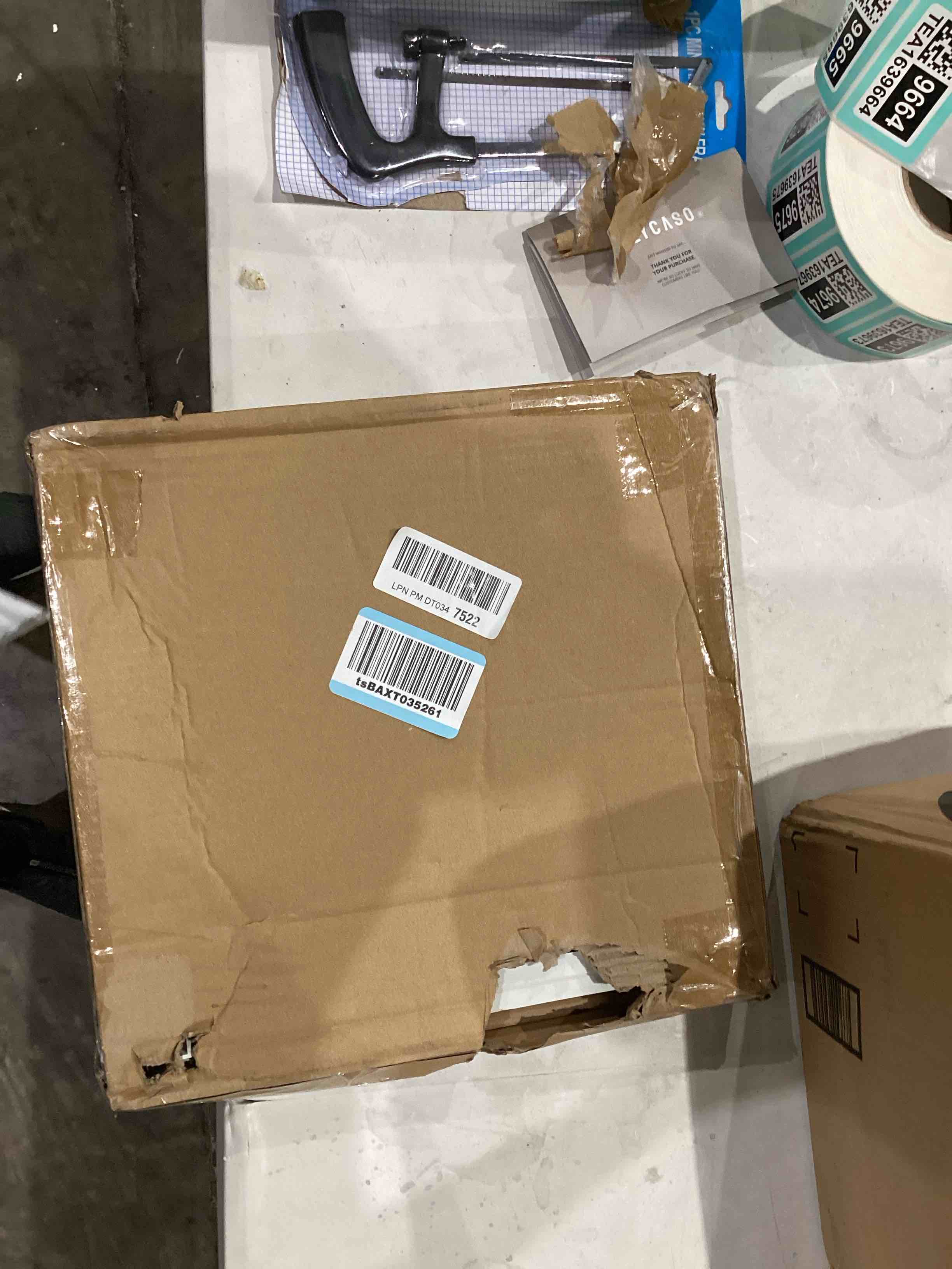 https://s3.amazonaws.com/lotting-images-prod/bidfta/TEA1639664_1753124038827.jpeg