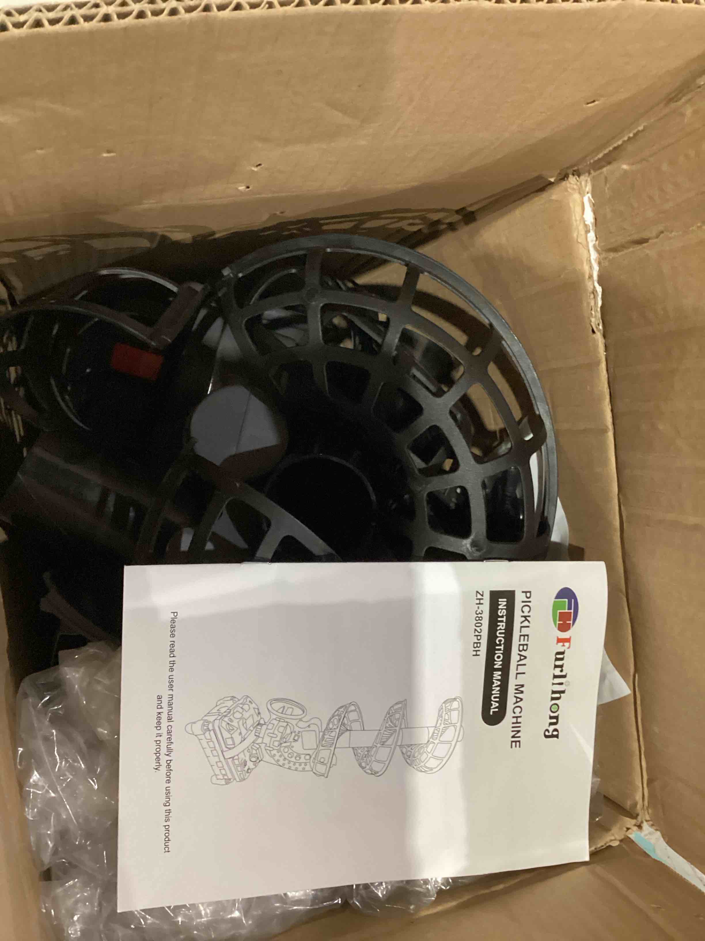 https://s3.amazonaws.com/lotting-images-prod/bidfta/TEA1639678_1753184259063.jpeg
