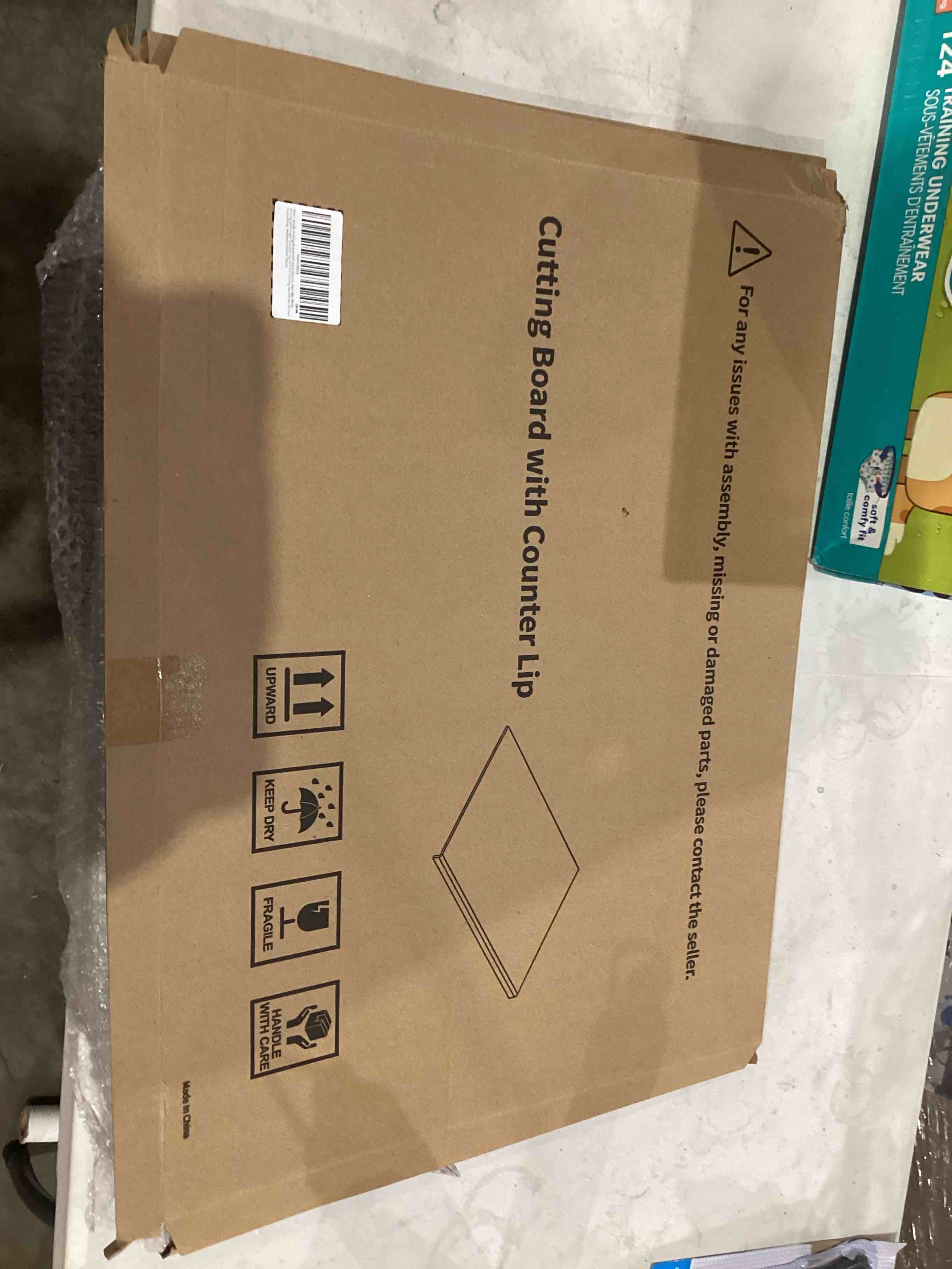 https://s3.amazonaws.com/lotting-images-prod/bidfta/TEA1639712_1753197471818.jpeg