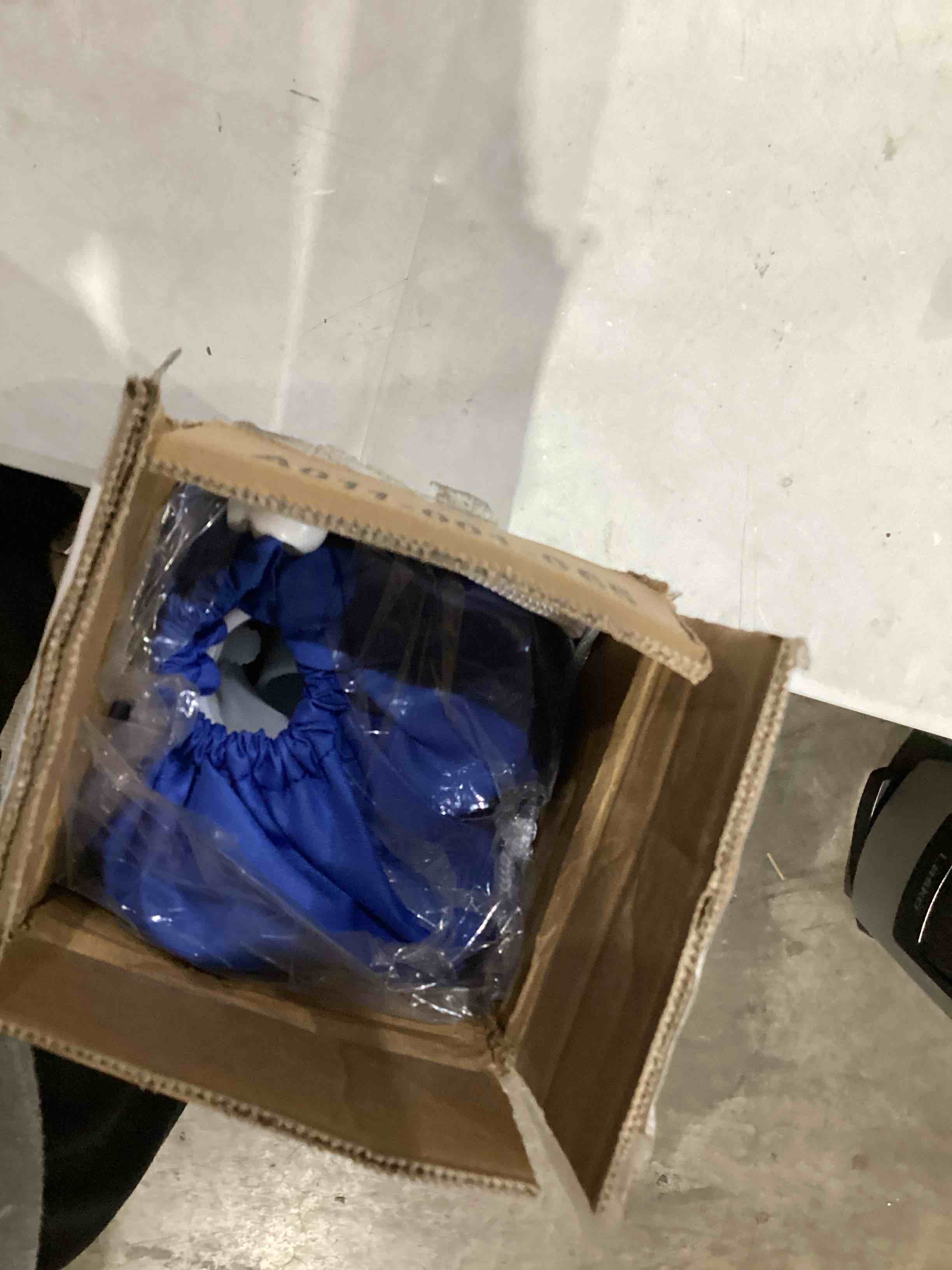https://s3.amazonaws.com/lotting-images-prod/bidfta/TEA1639723_1753203200066.jpeg