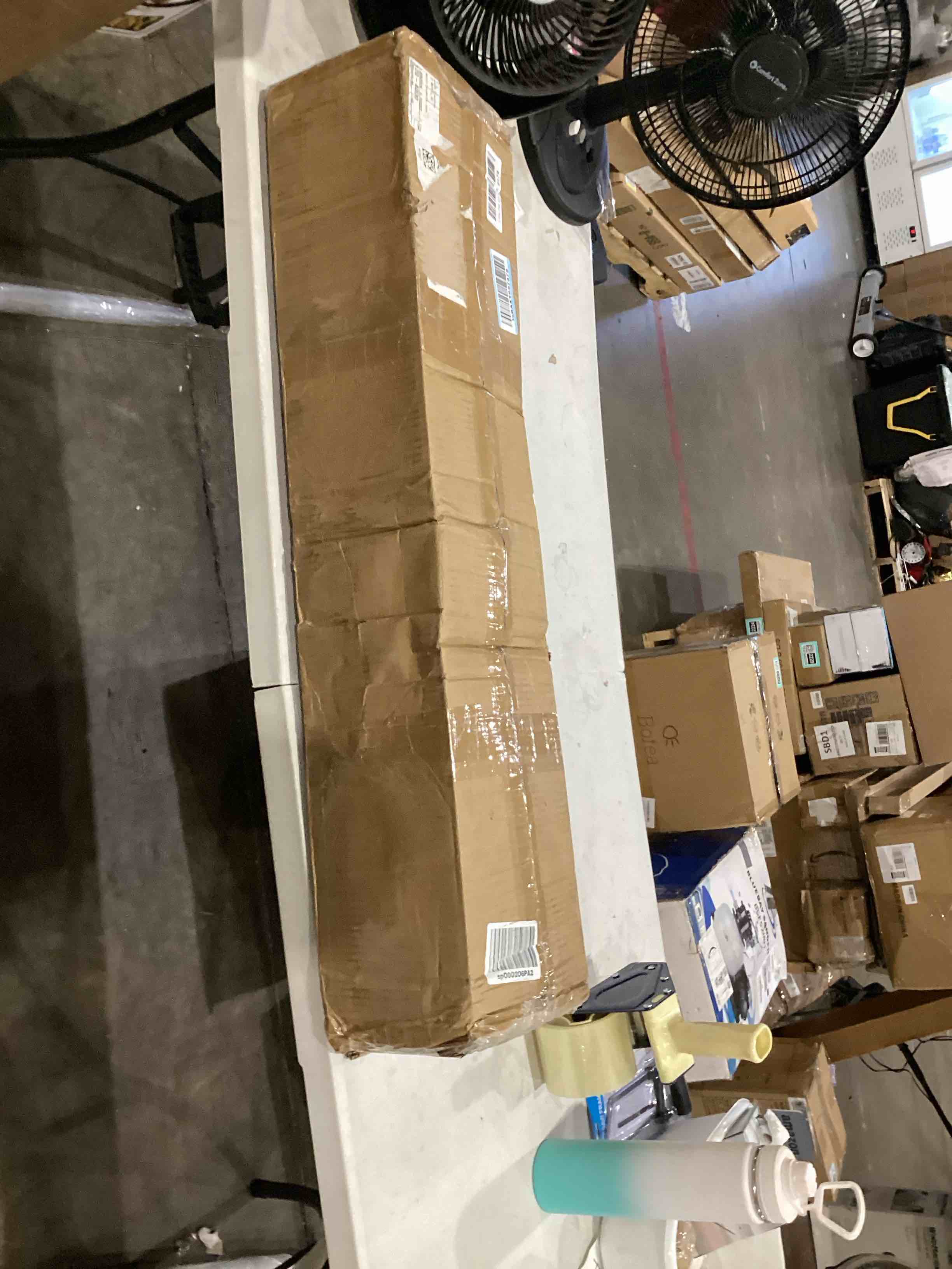 https://s3.amazonaws.com/lotting-images-prod/bidfta/TEA1639735_1753208416290.jpeg