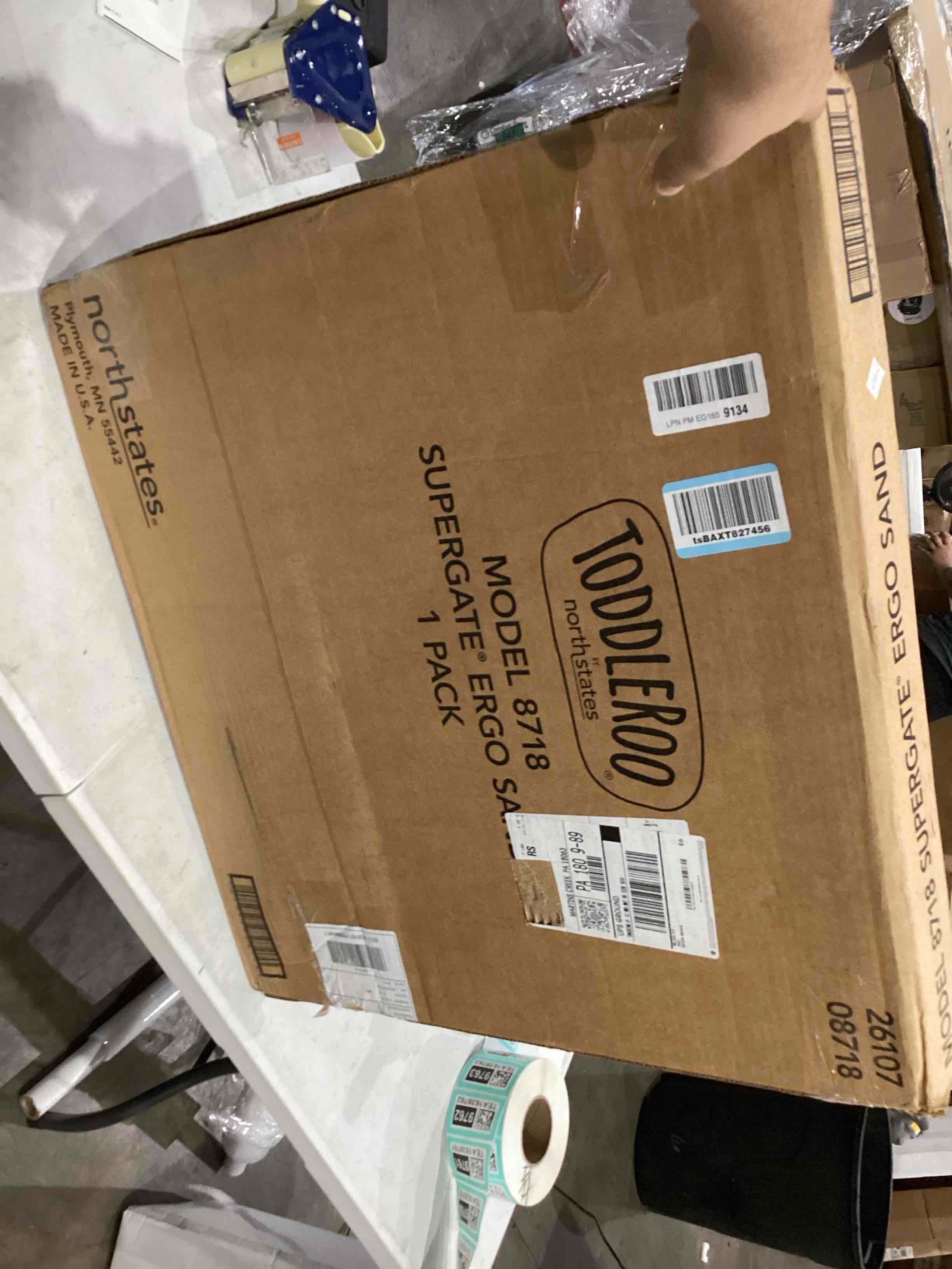 https://s3.amazonaws.com/lotting-images-prod/bidfta/TEA1639757_1753273214441.jpeg