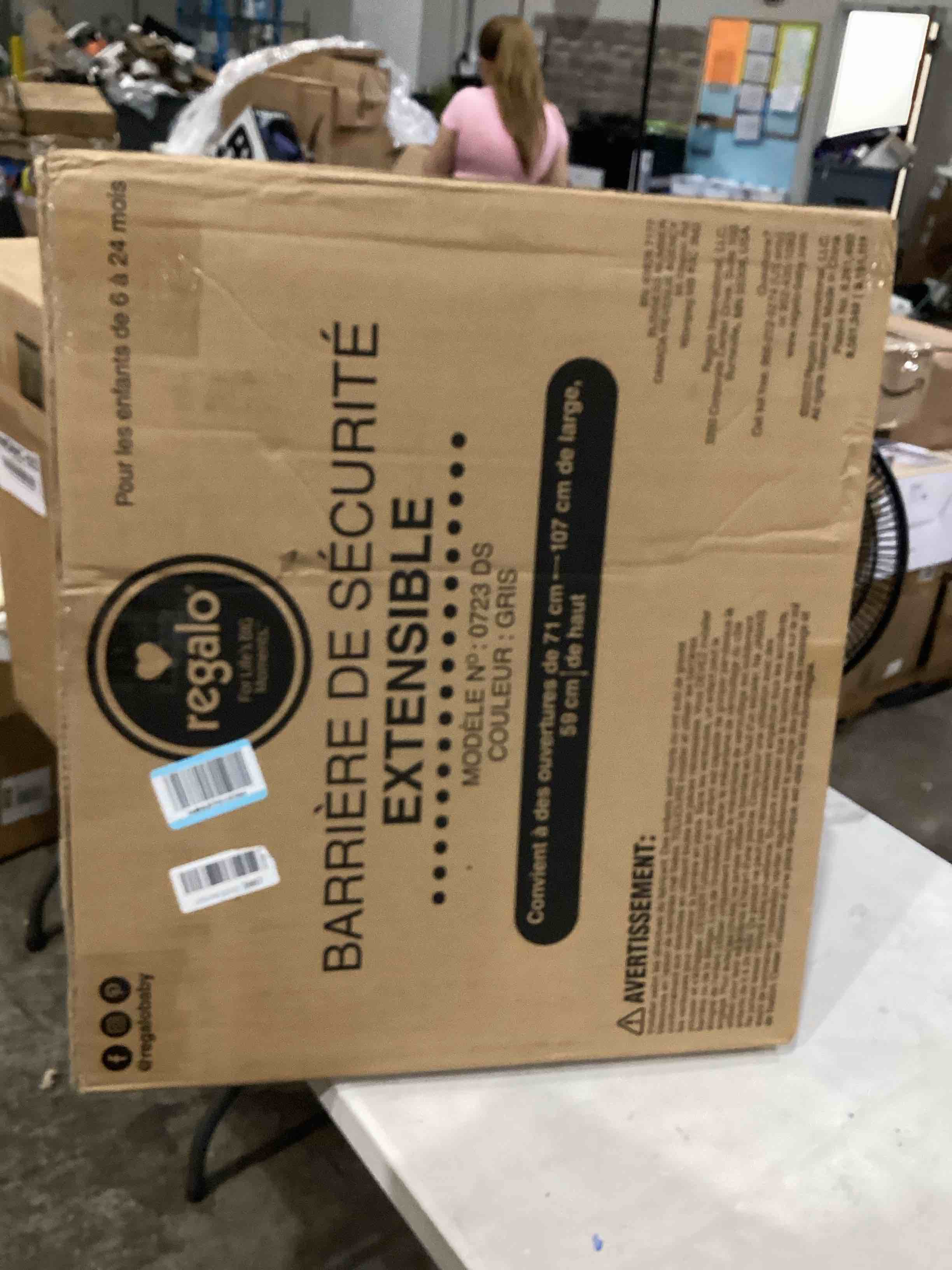 https://s3.amazonaws.com/lotting-images-prod/bidfta/TEA1639827_1753356082886.jpeg