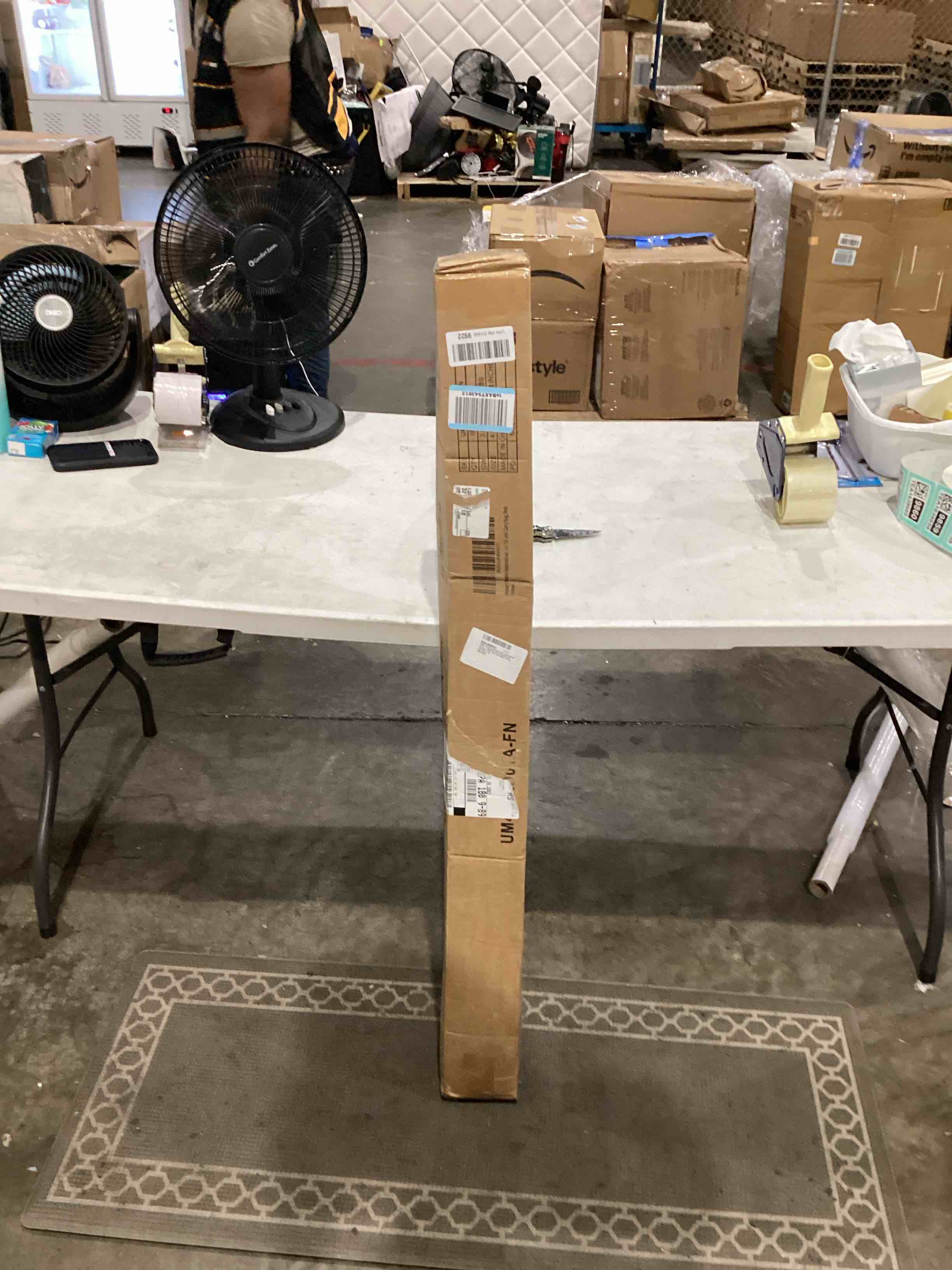 https://s3.amazonaws.com/lotting-images-prod/bidfta/TEA1639852_1753363708435.jpeg