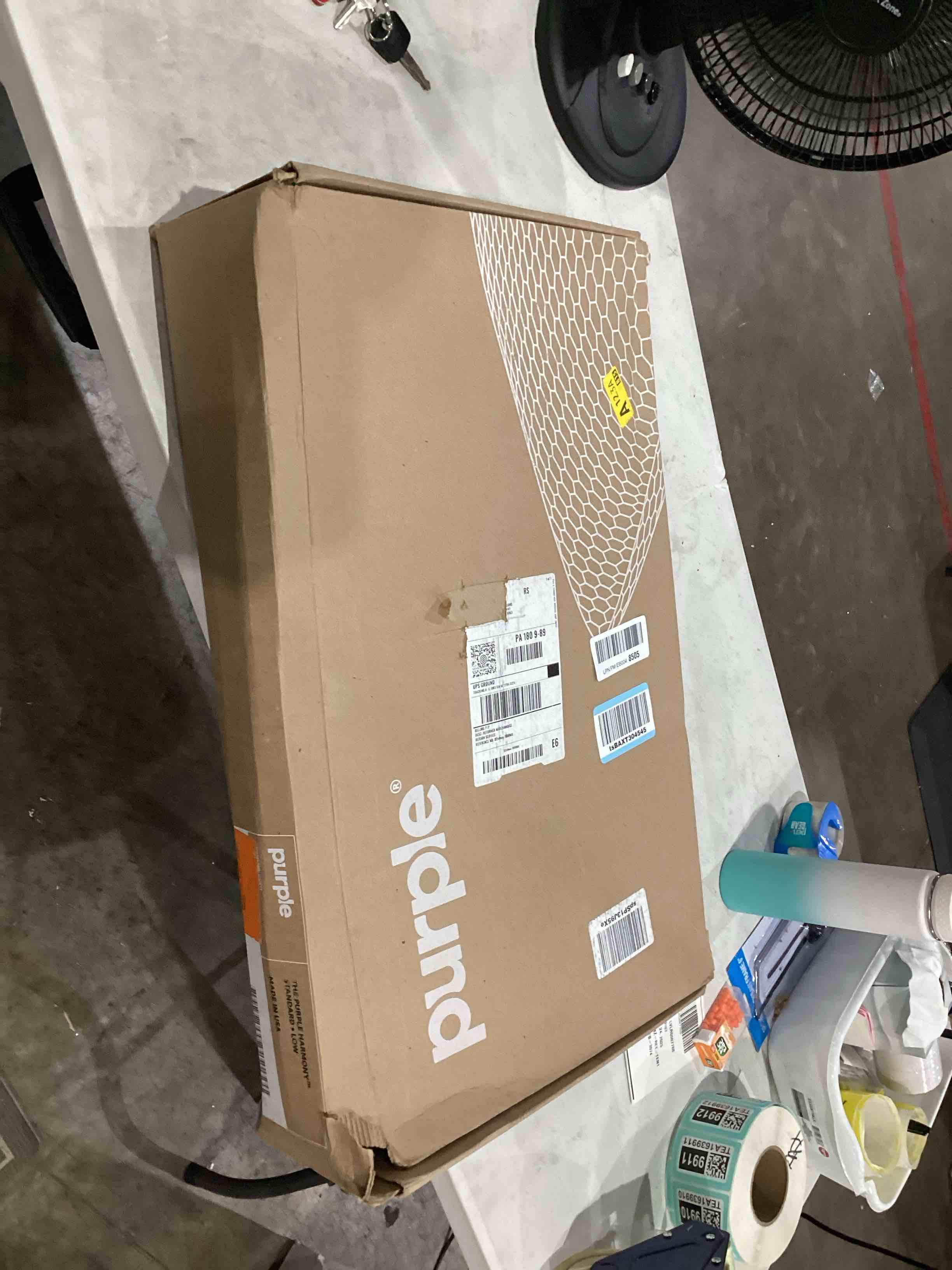 https://s3.amazonaws.com/lotting-images-prod/bidfta/TEA1639901_1753445416077.jpeg