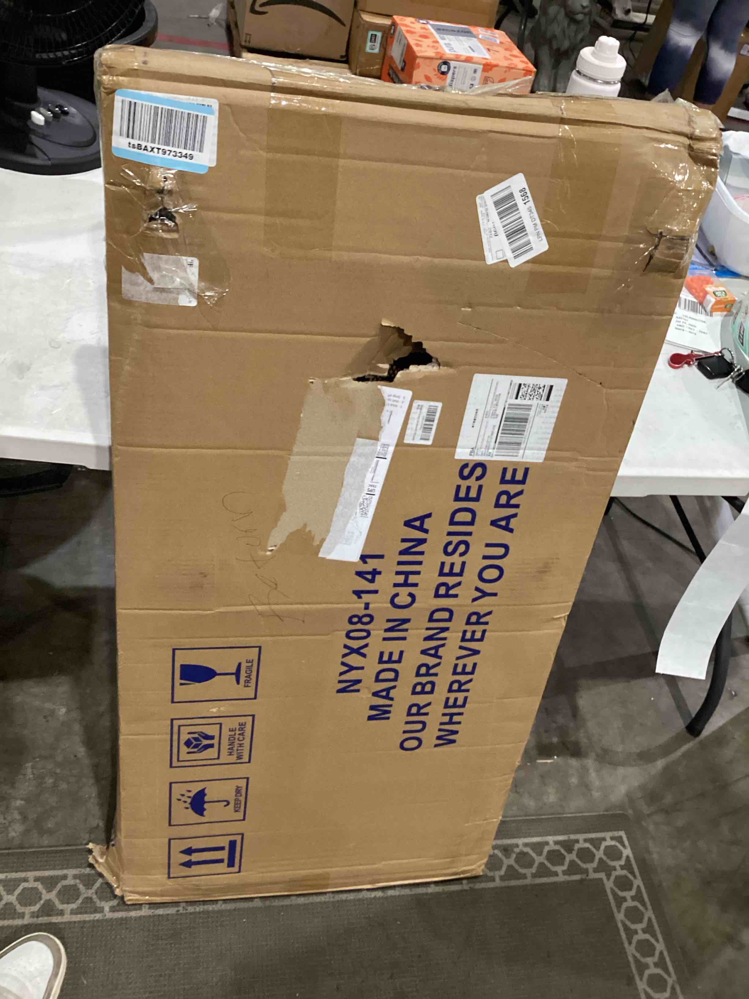 https://s3.amazonaws.com/lotting-images-prod/bidfta/TEA1639905_1753447027400.jpeg