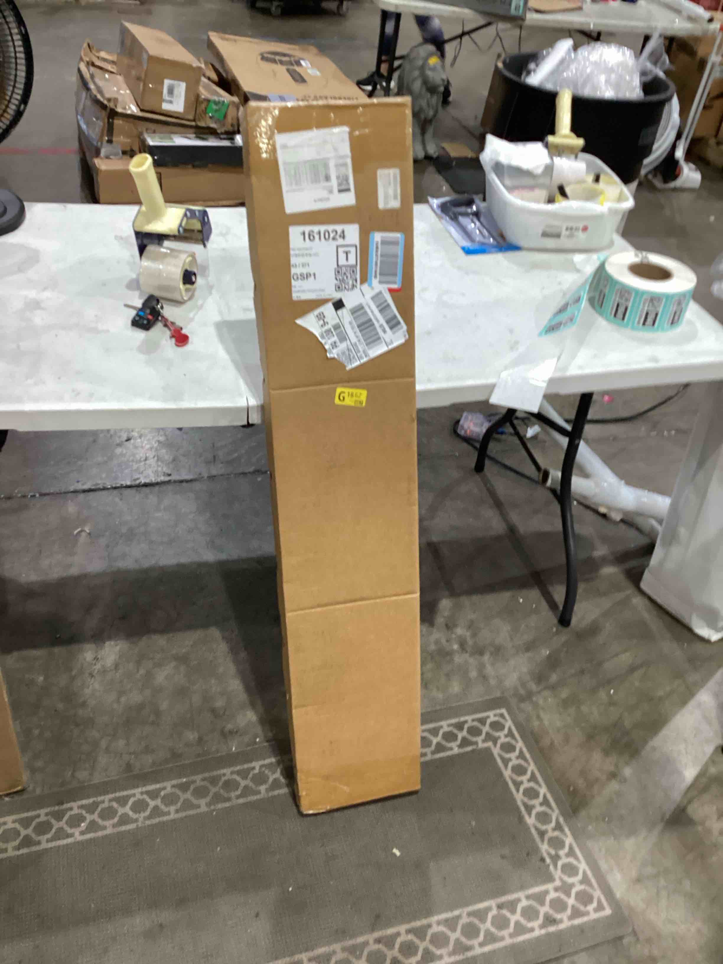 https://s3.amazonaws.com/lotting-images-prod/bidfta/TEA1639938_1753462889853.jpeg