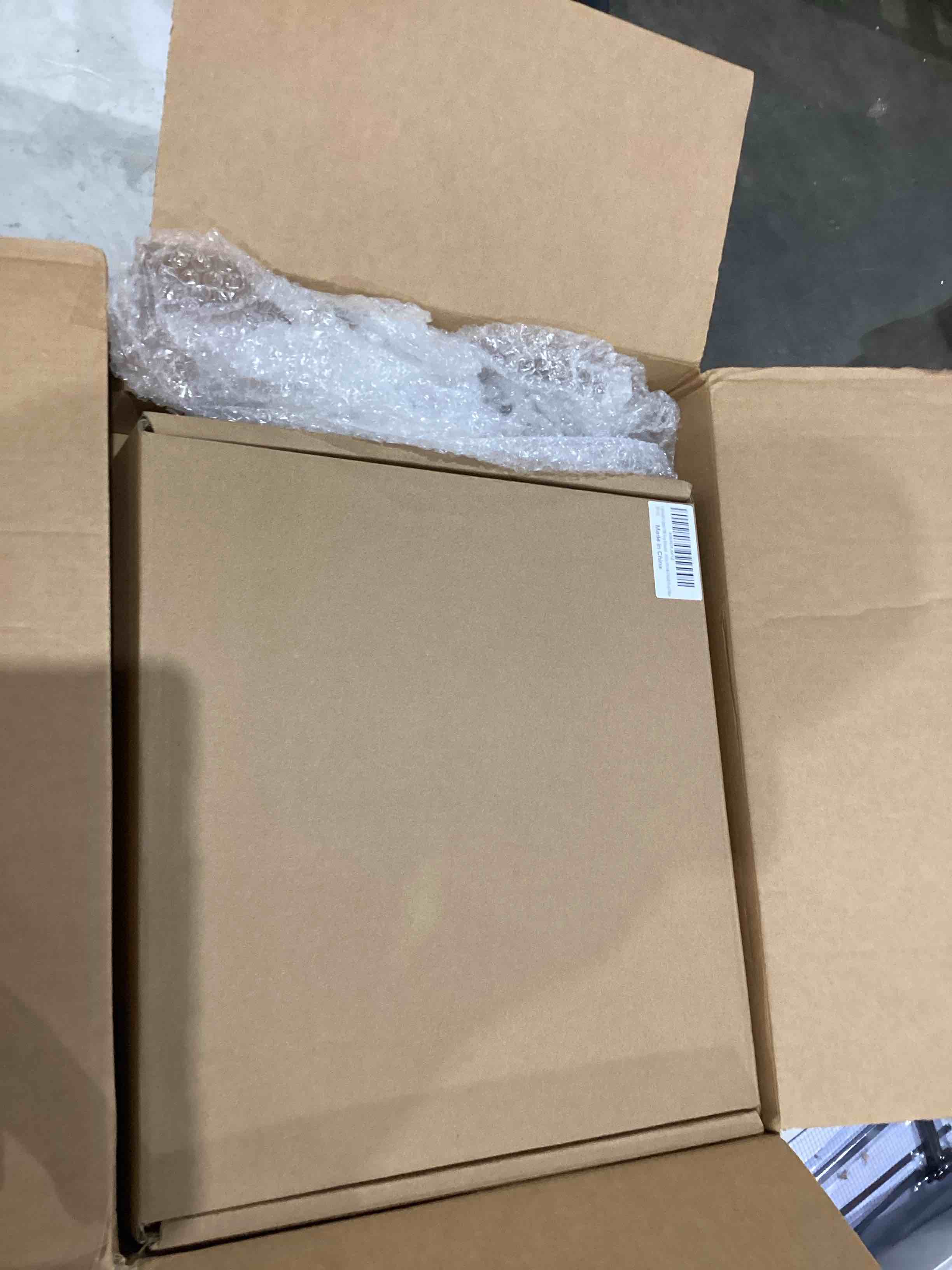 https://s3.amazonaws.com/lotting-images-prod/bidfta/TEA1639940_1753463673581.jpeg