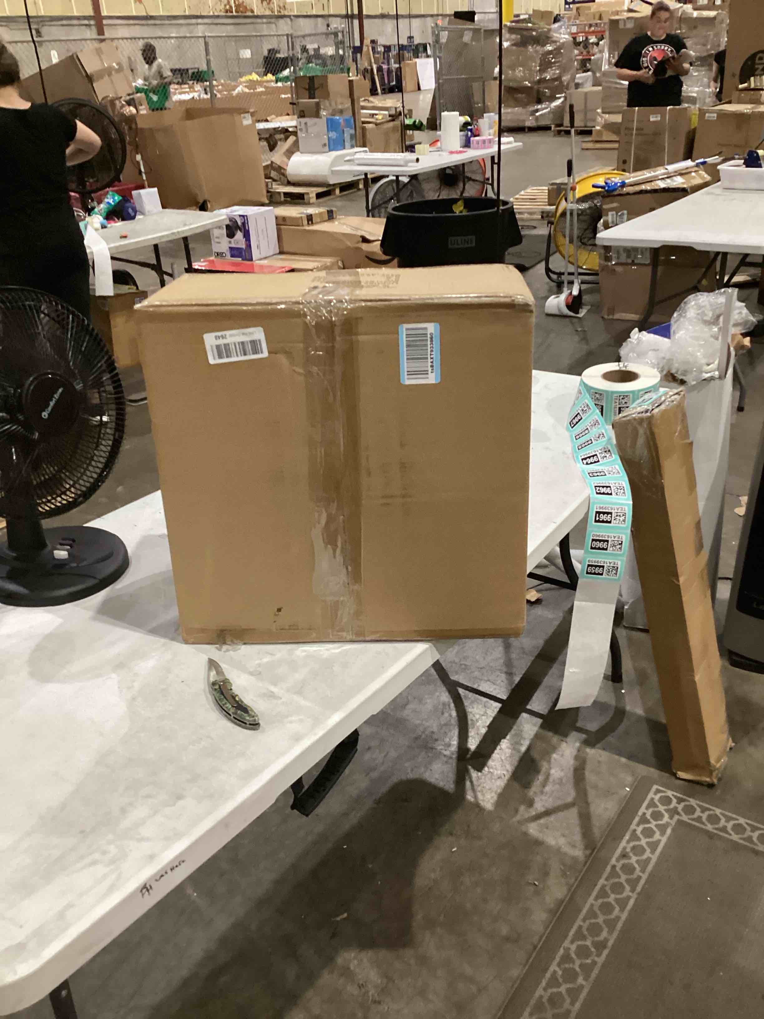 https://s3.amazonaws.com/lotting-images-prod/bidfta/TEA1639959_1753703045700.jpeg