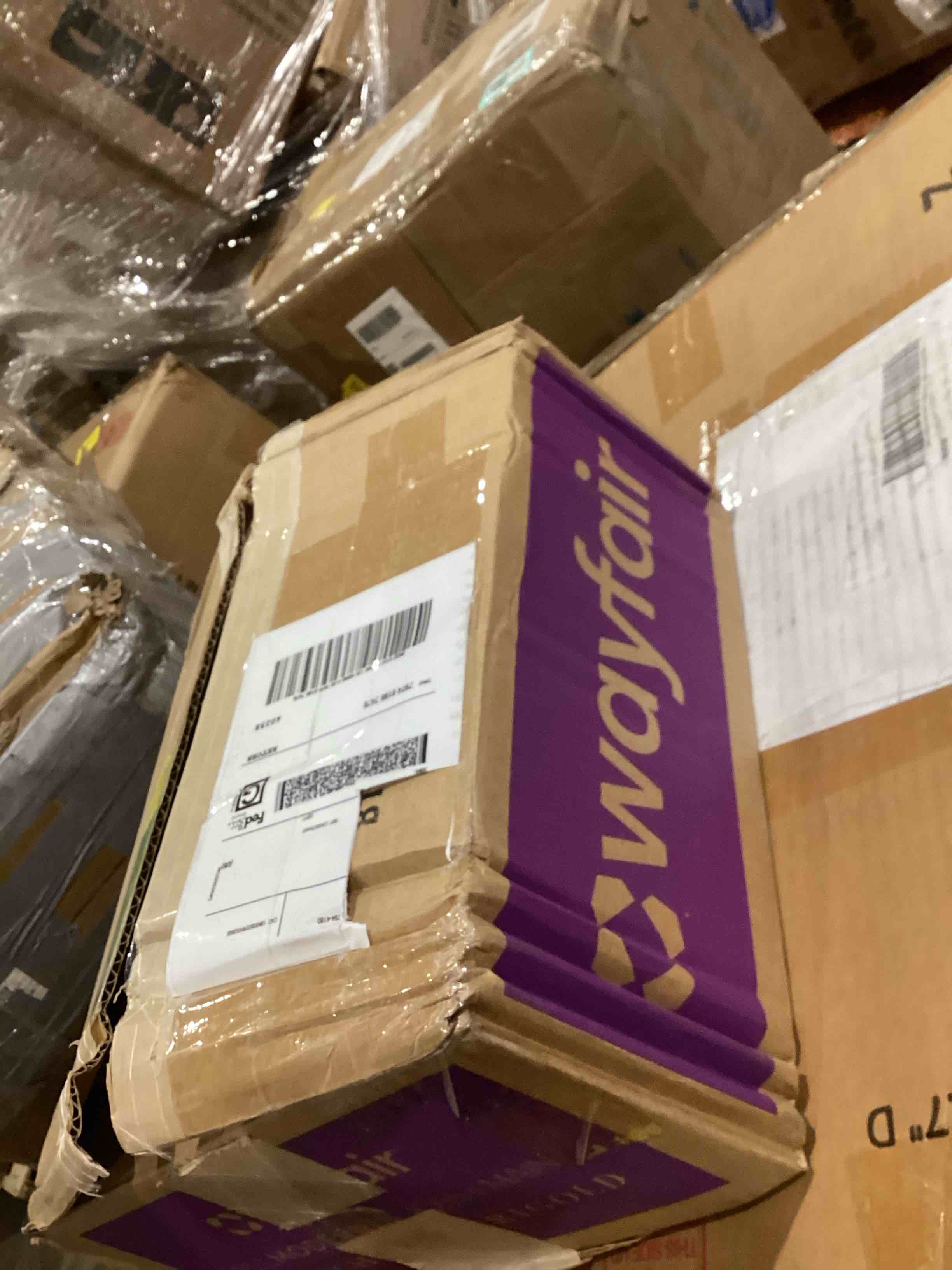 https://s3.amazonaws.com/lotting-images-prod/bidfta/TEA1640710_1755524433606.jpeg