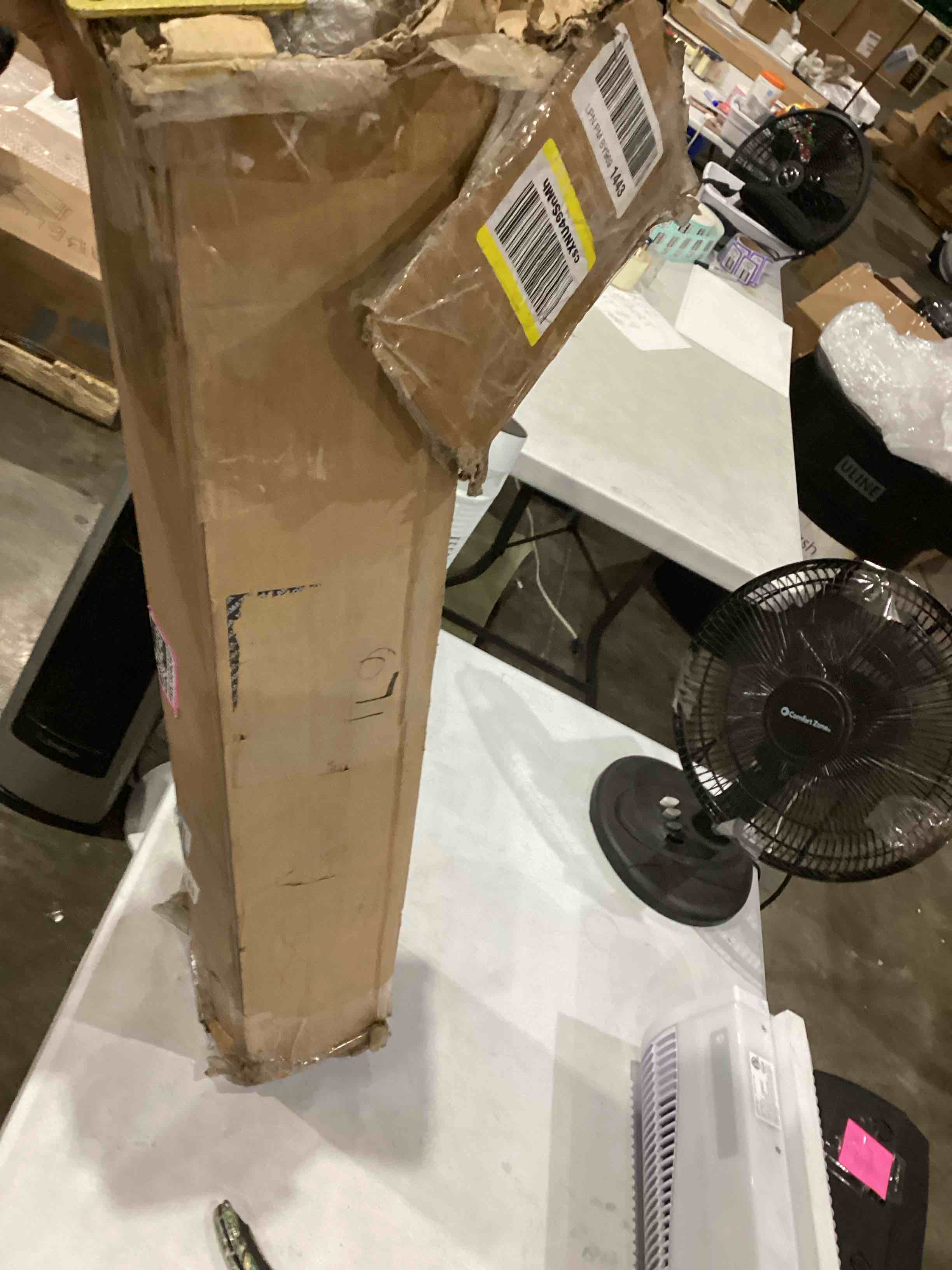 https://s3.amazonaws.com/lotting-images-prod/bidfta/TEA1641089_1757345126756.jpeg