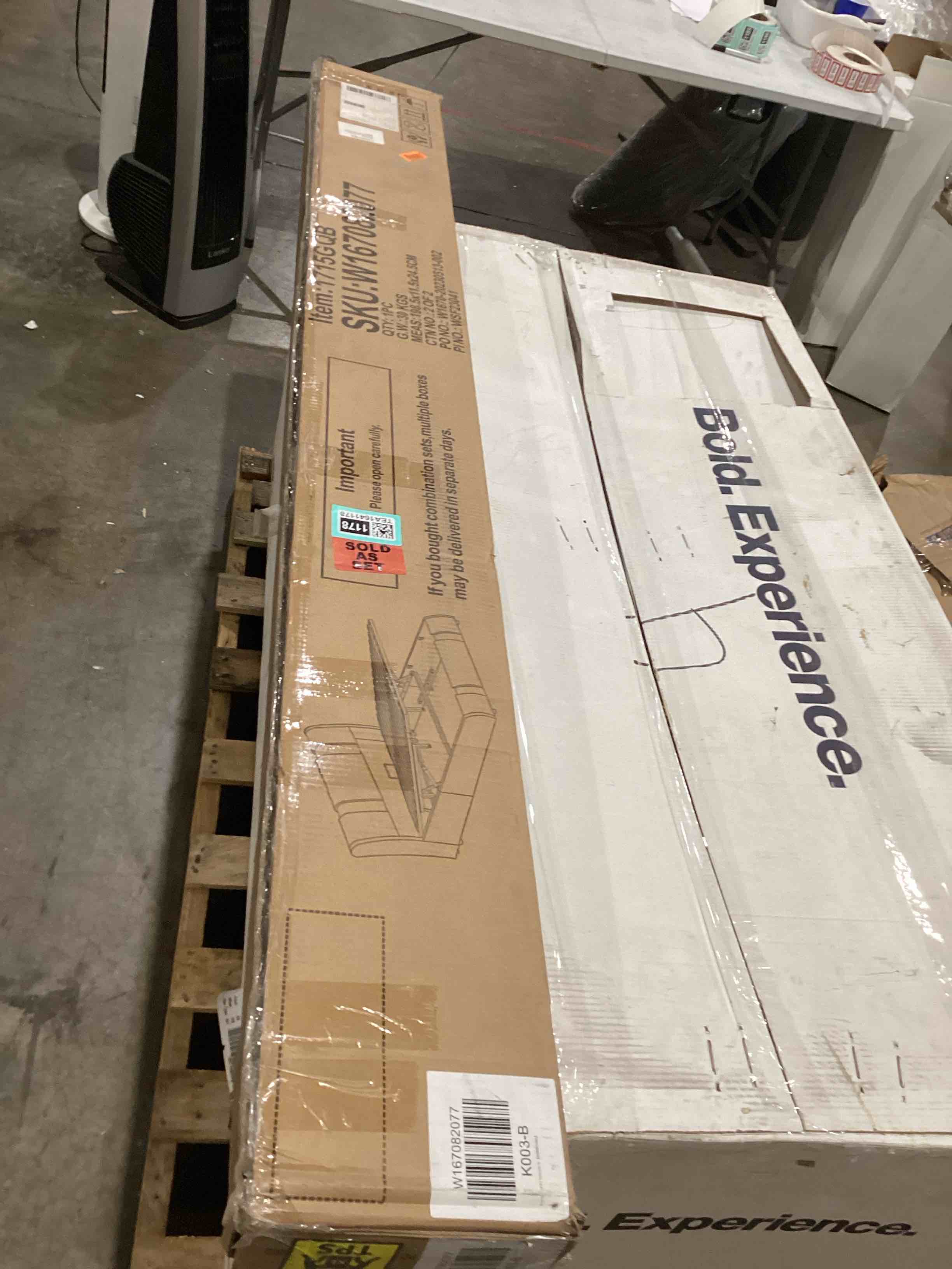 https://s3.amazonaws.com/lotting-images-prod/bidfta/TEA1641178_1757502409688.jpeg