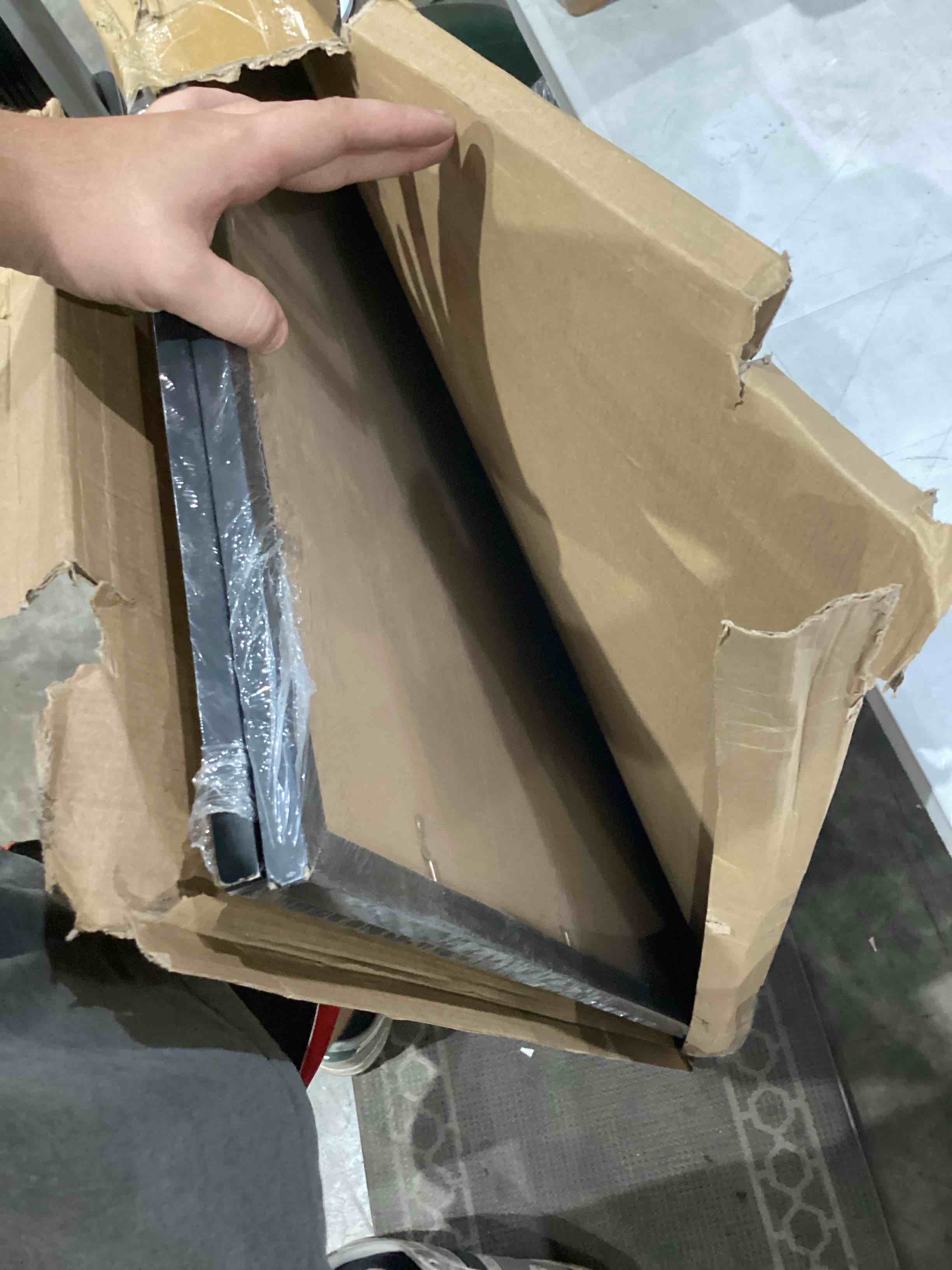 https://s3.amazonaws.com/lotting-images-prod/bidfta/TEA1641351_1758022138685.jpeg