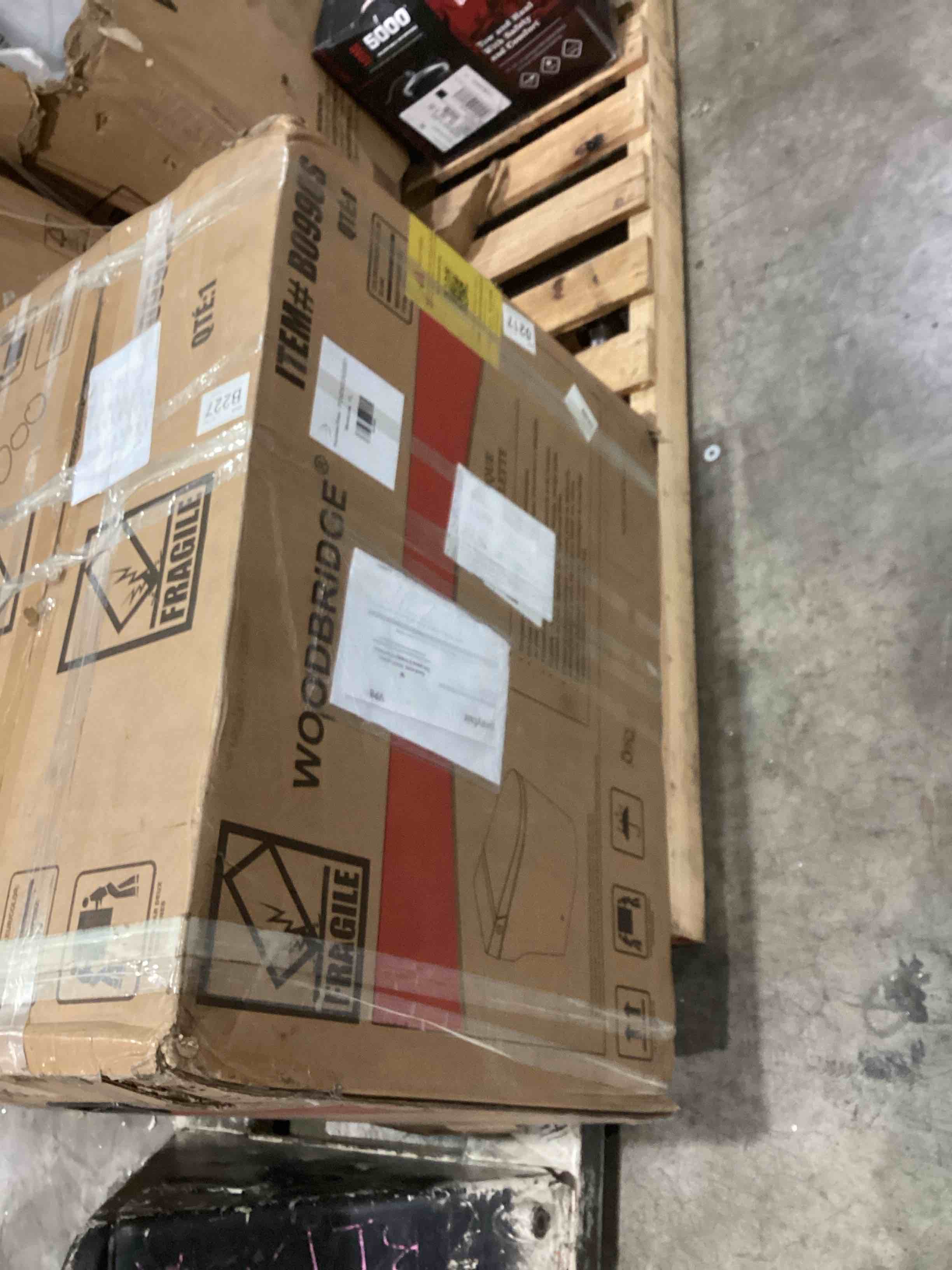 https://s3.amazonaws.com/lotting-images-prod/bidfta/TEA1641356_1758025689438.jpeg